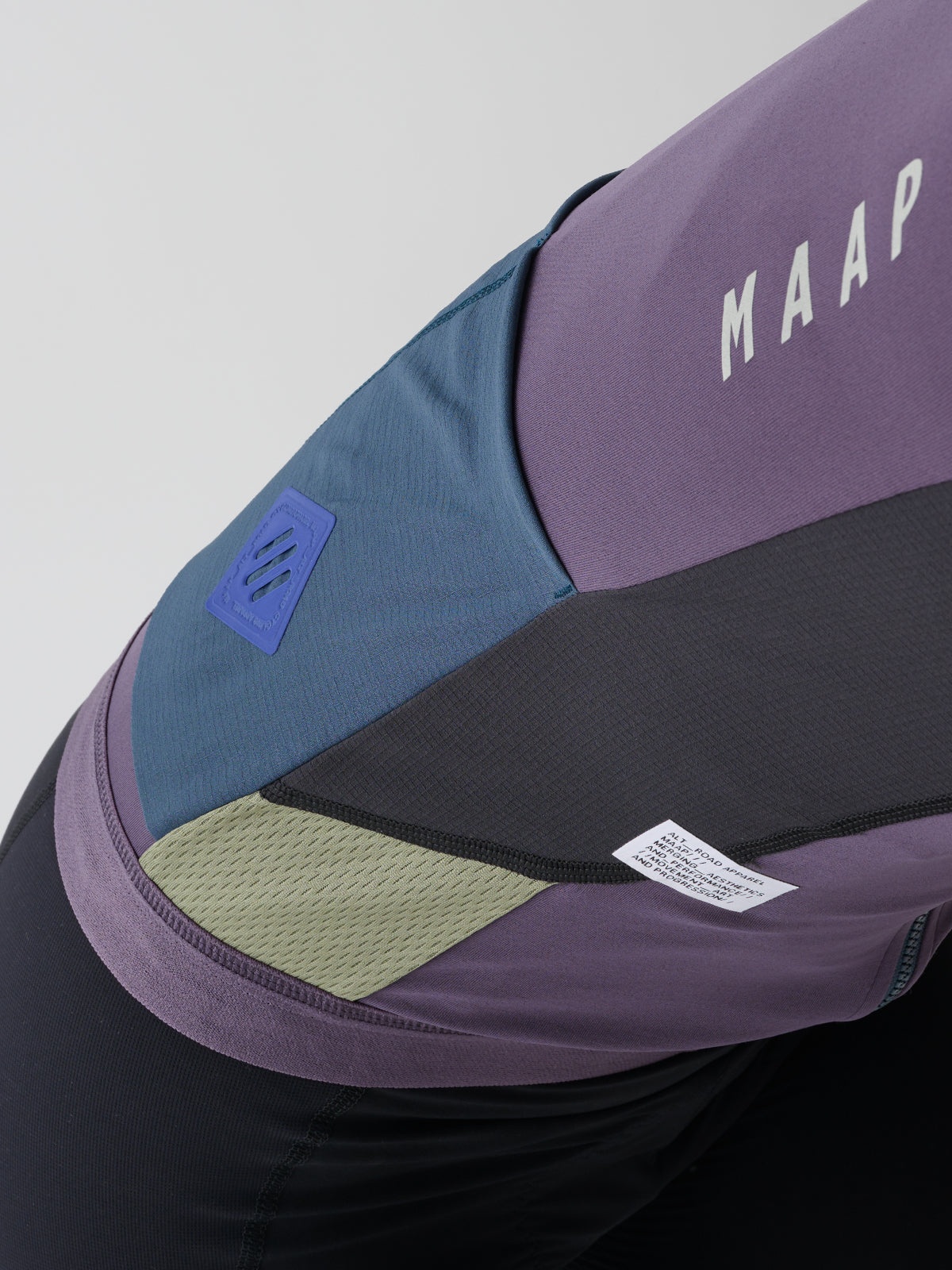 Women's Alt_Road™ Jersey - 6