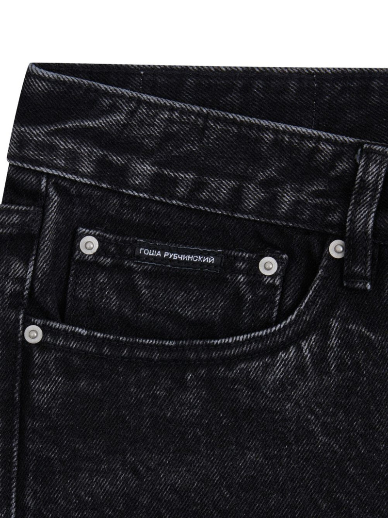 straight-leg jeans 4
