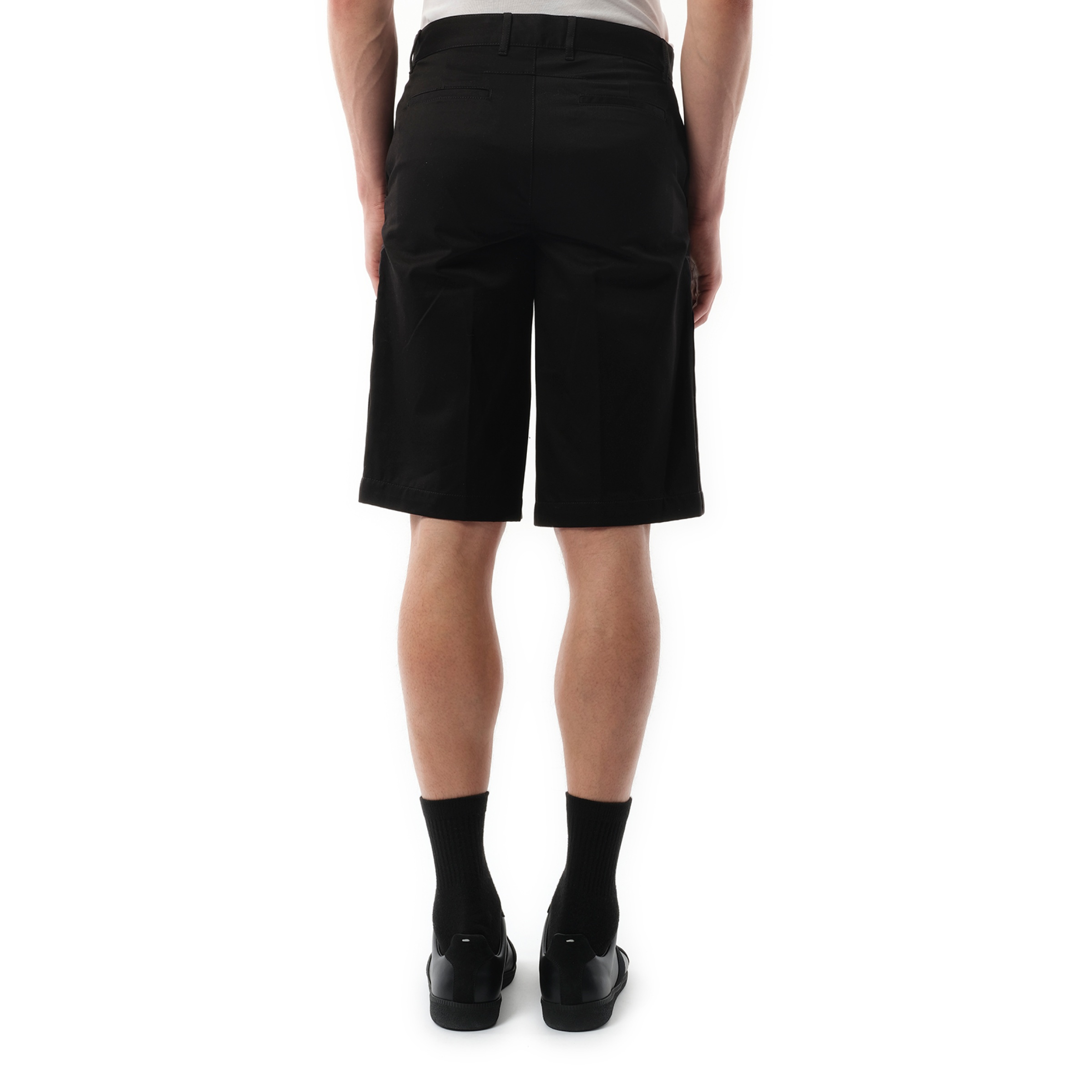 Chino Star Bermuda in Black - 6