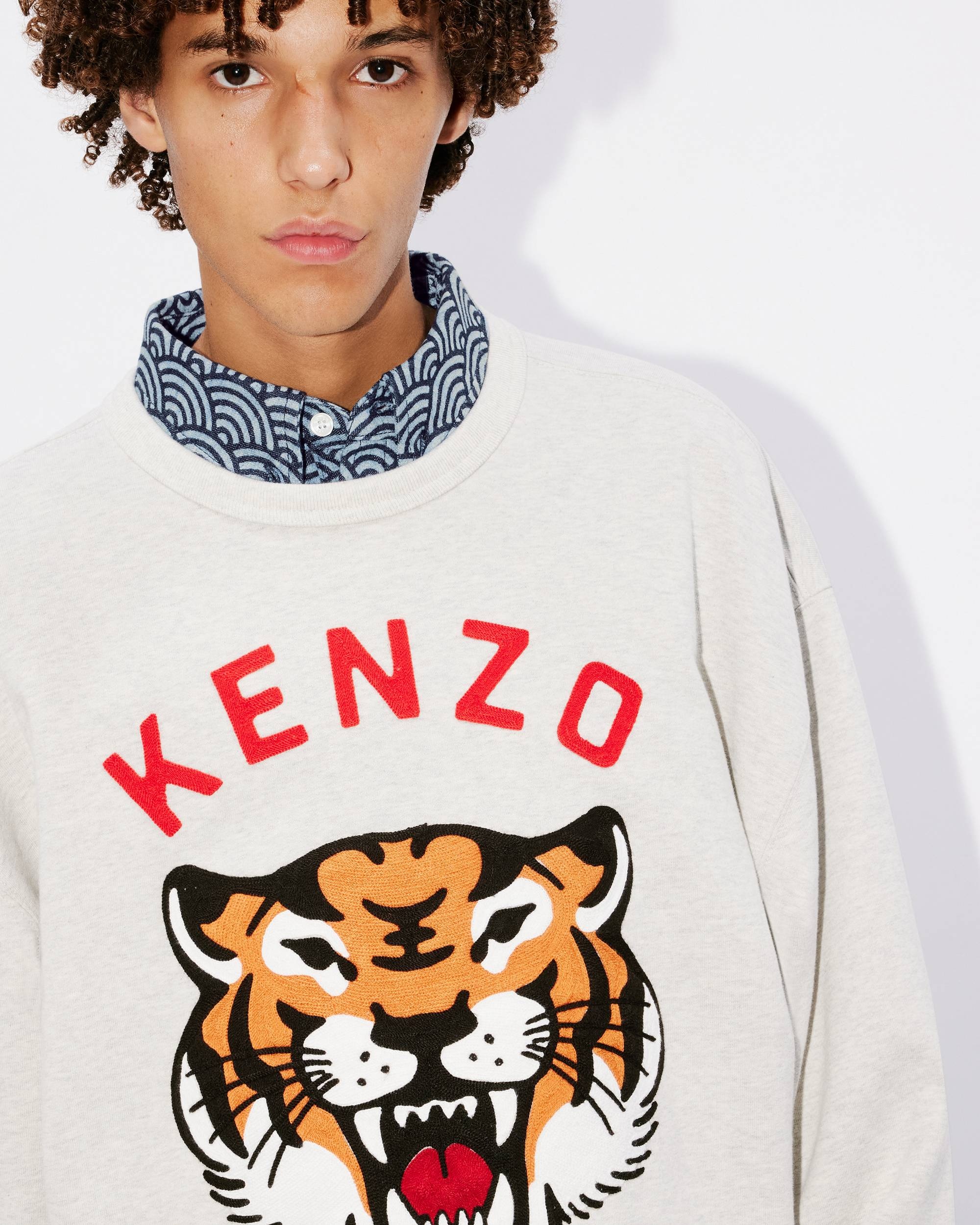 'KENZO Lucky Tiger' embroidered oversized genderless sweatshirt - 6