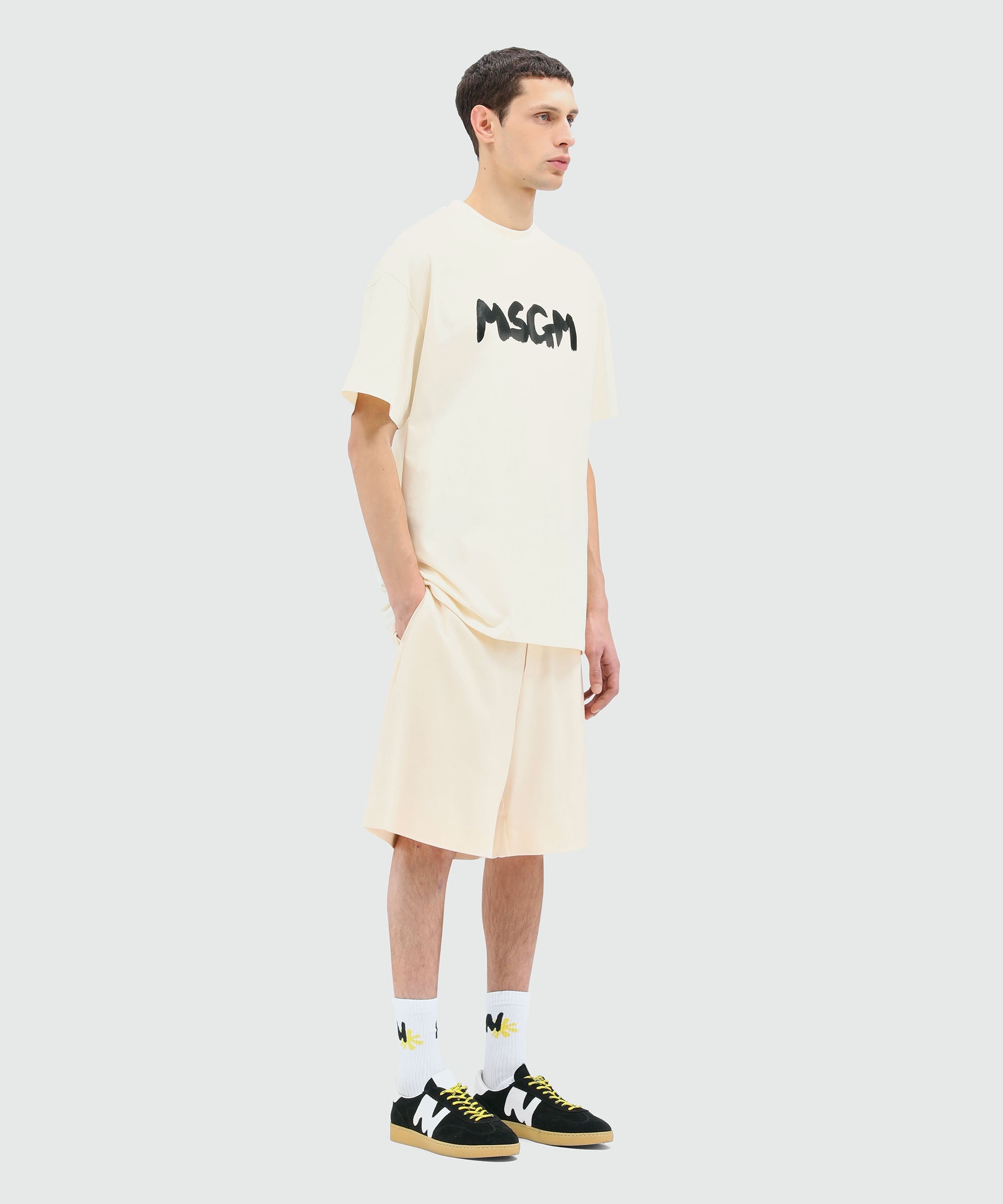 T-Shirt - 4