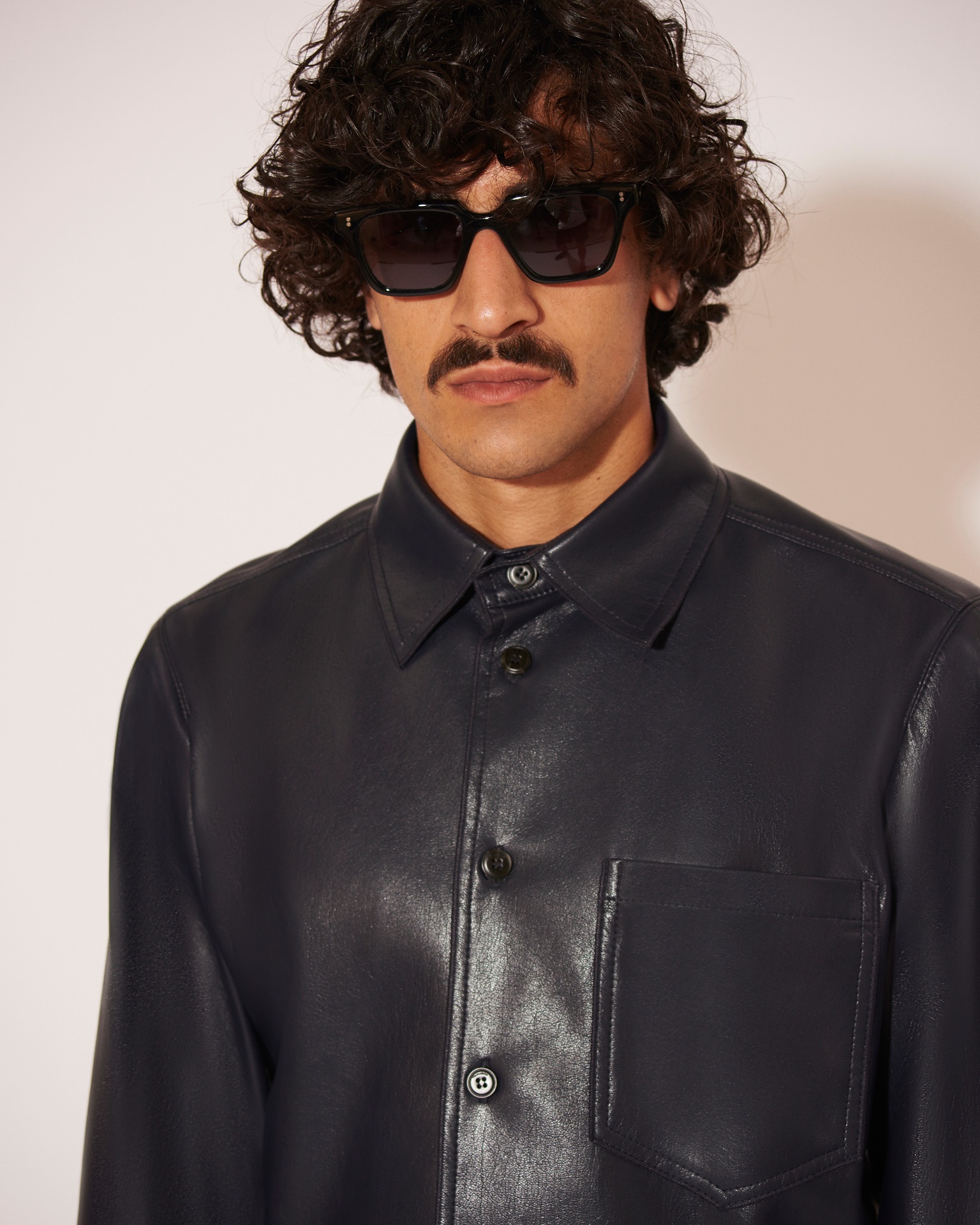 JOSIA - Vegan leather angular collared shirt - Navy - 5