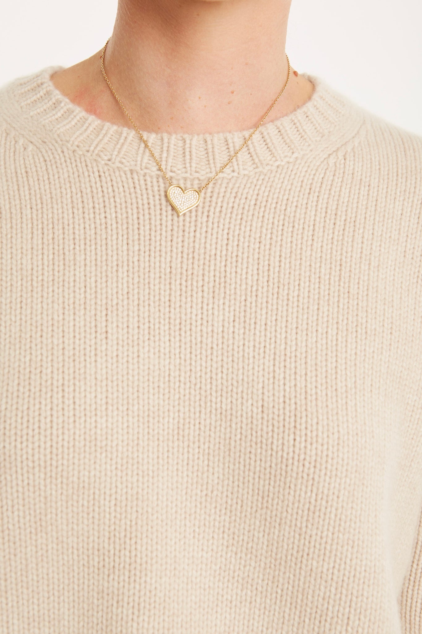YELLOW GOLD LARGE DIAMOND PAVE HEART NECKLACE - 3