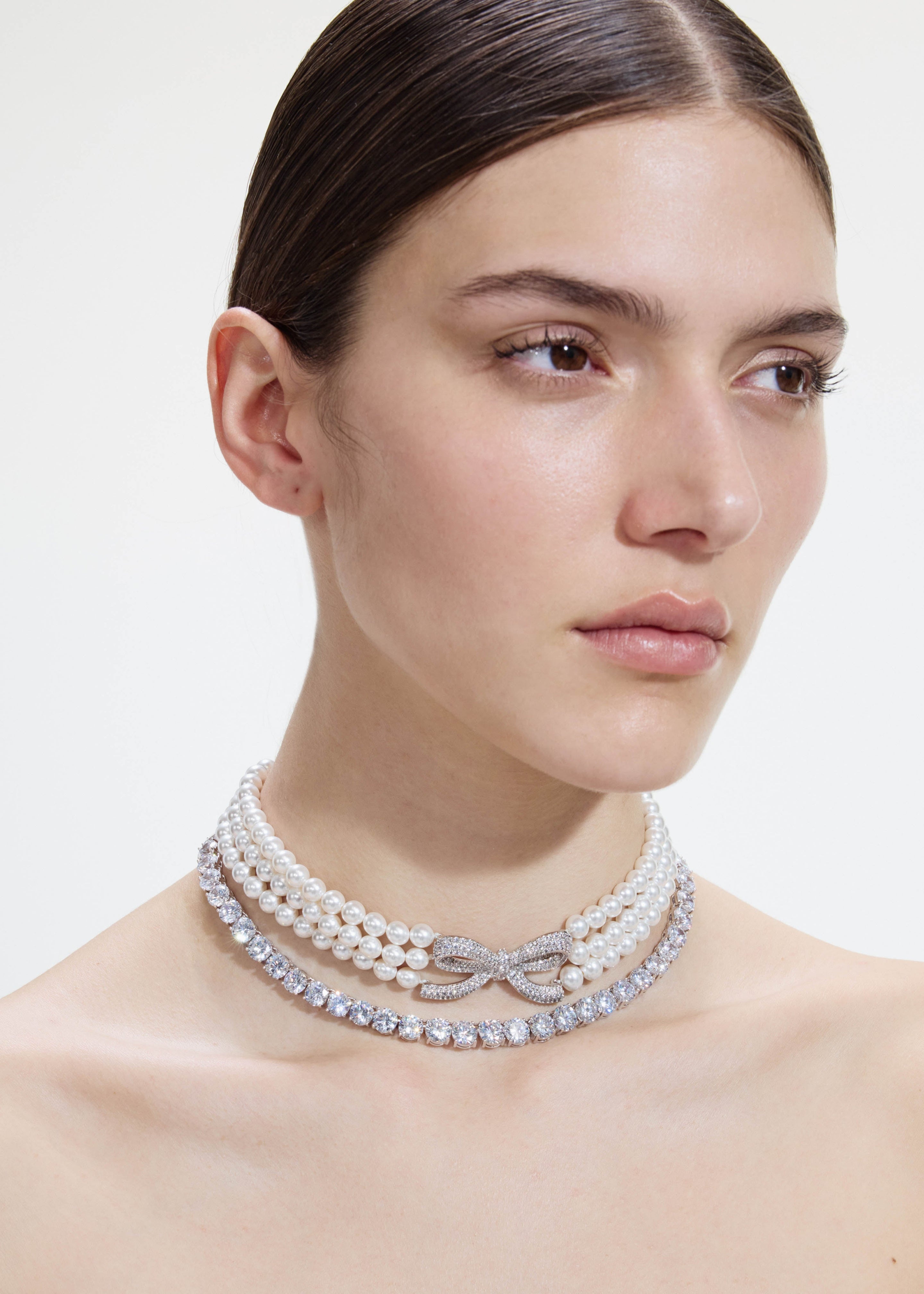 Pearl Crystal Bow Choker - 3