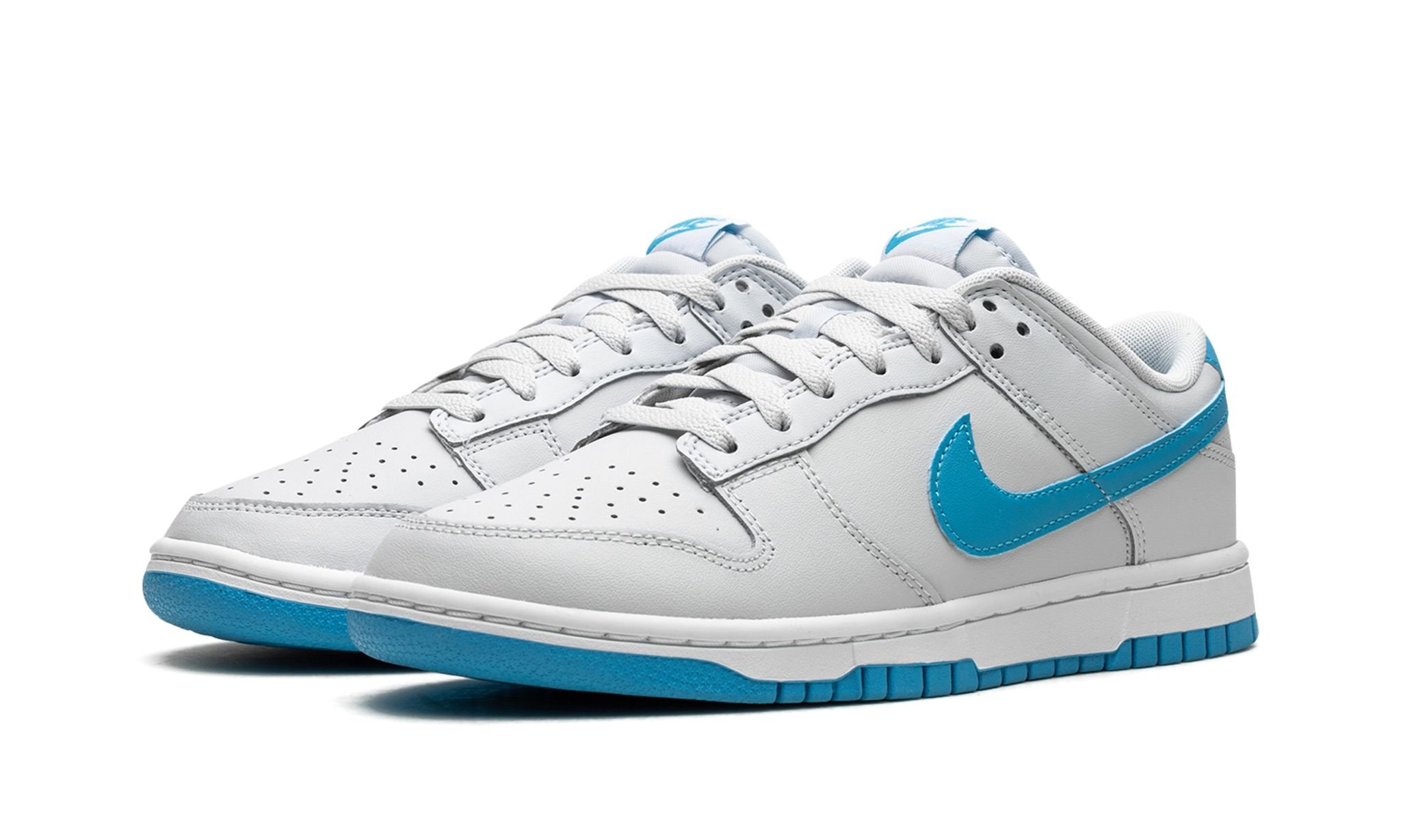 Dunk Low Retro "Pure Platinum Blue Lightning" - 2