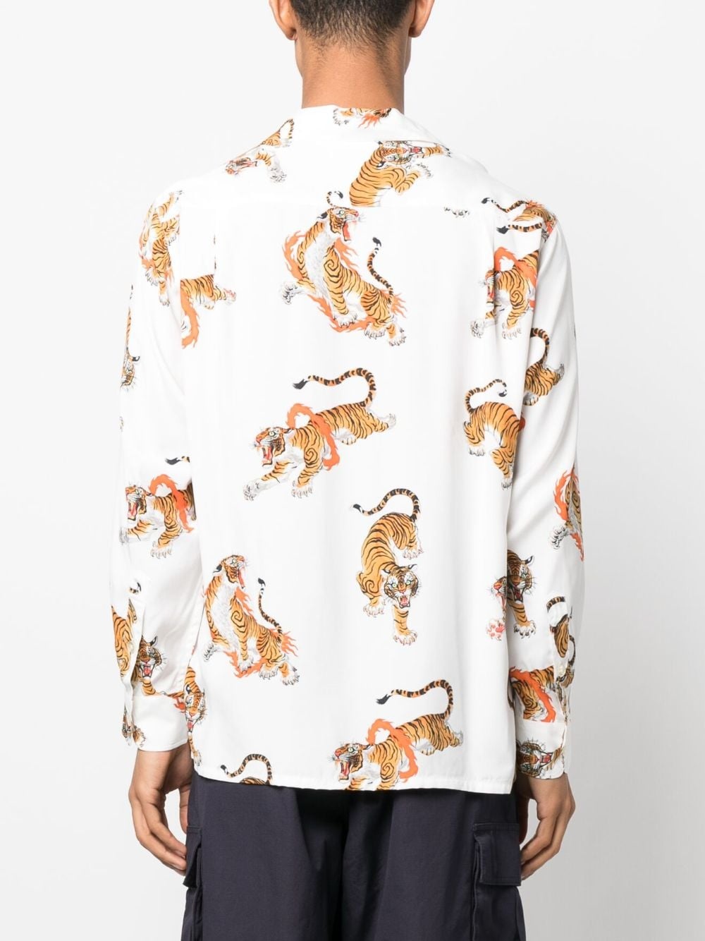 tiger-print long-sleeve shirt - 4