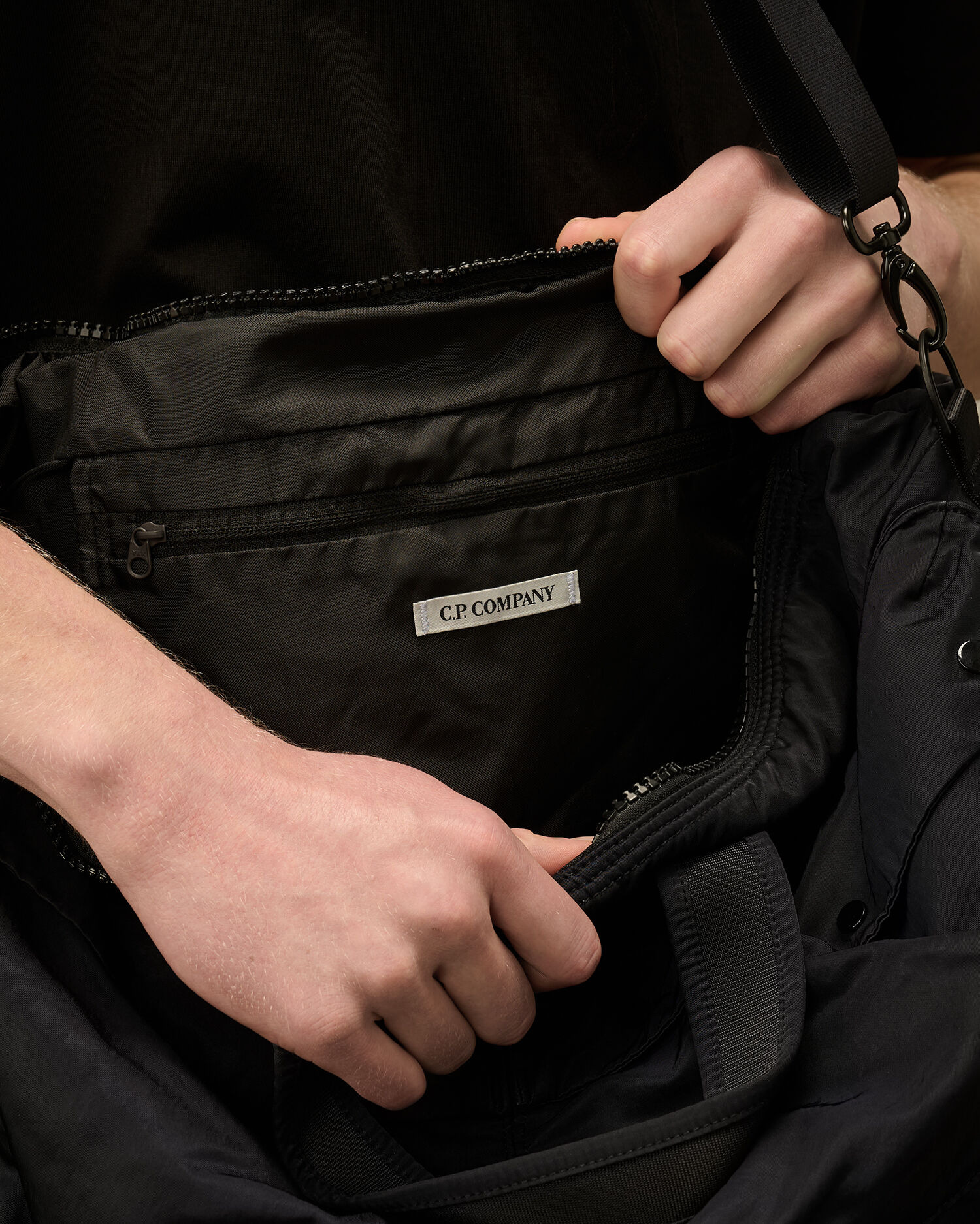 Nylon B Lens Tote Bag - 5