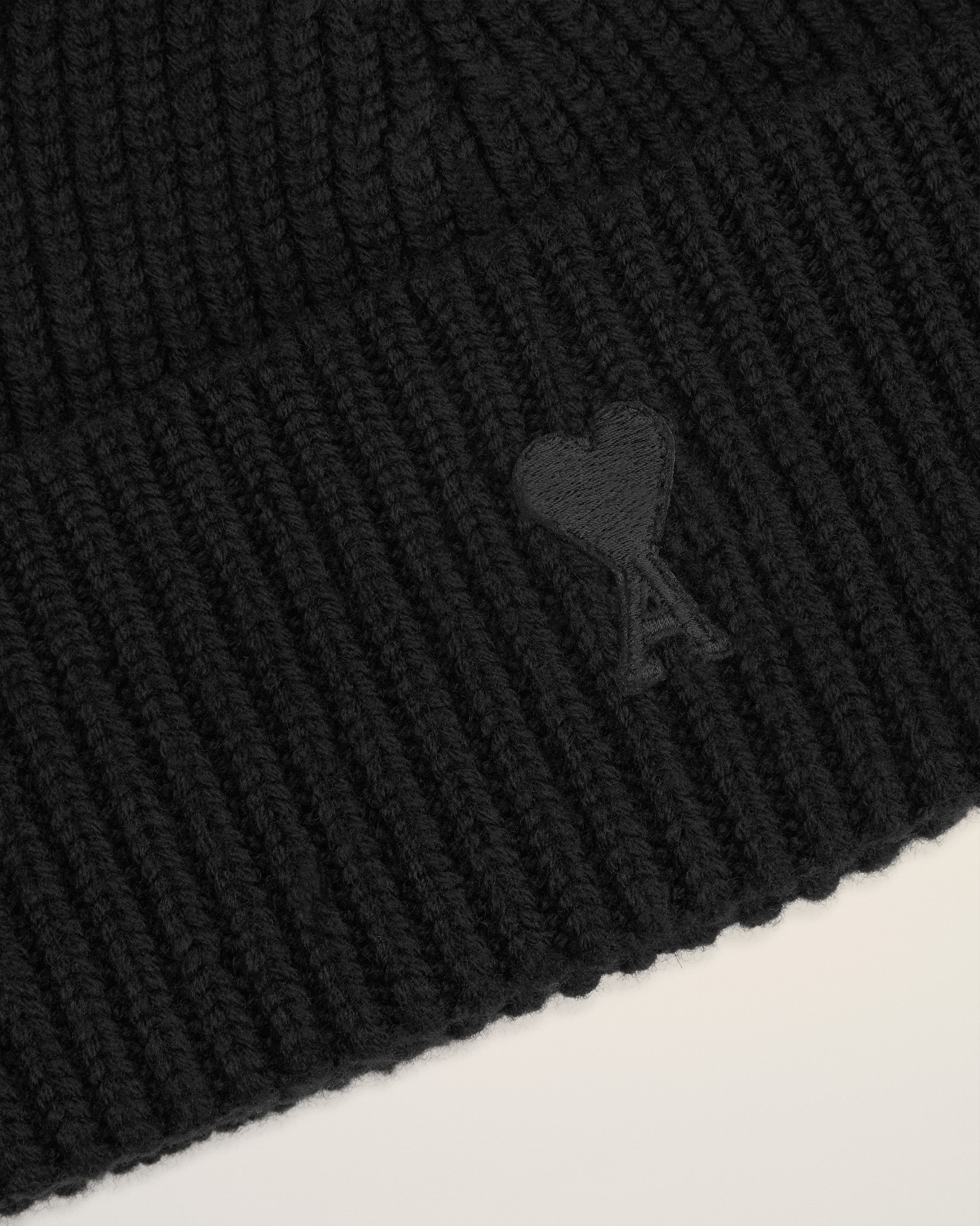 BLACK WOOL AMI DE COEUR BEANIE - 3