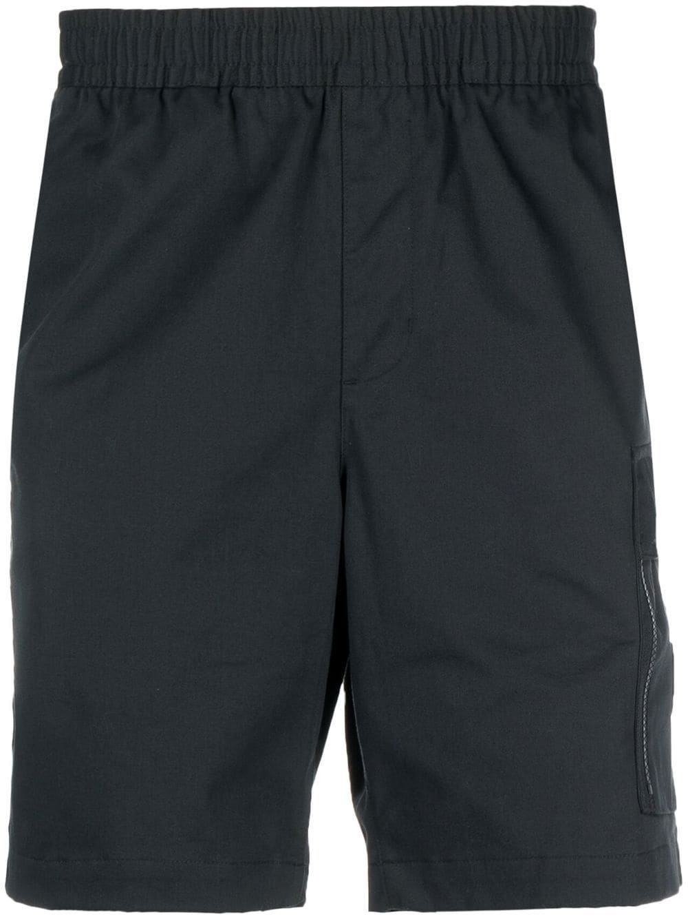 swoosh-logo detail cargo-pocket shorts - 1