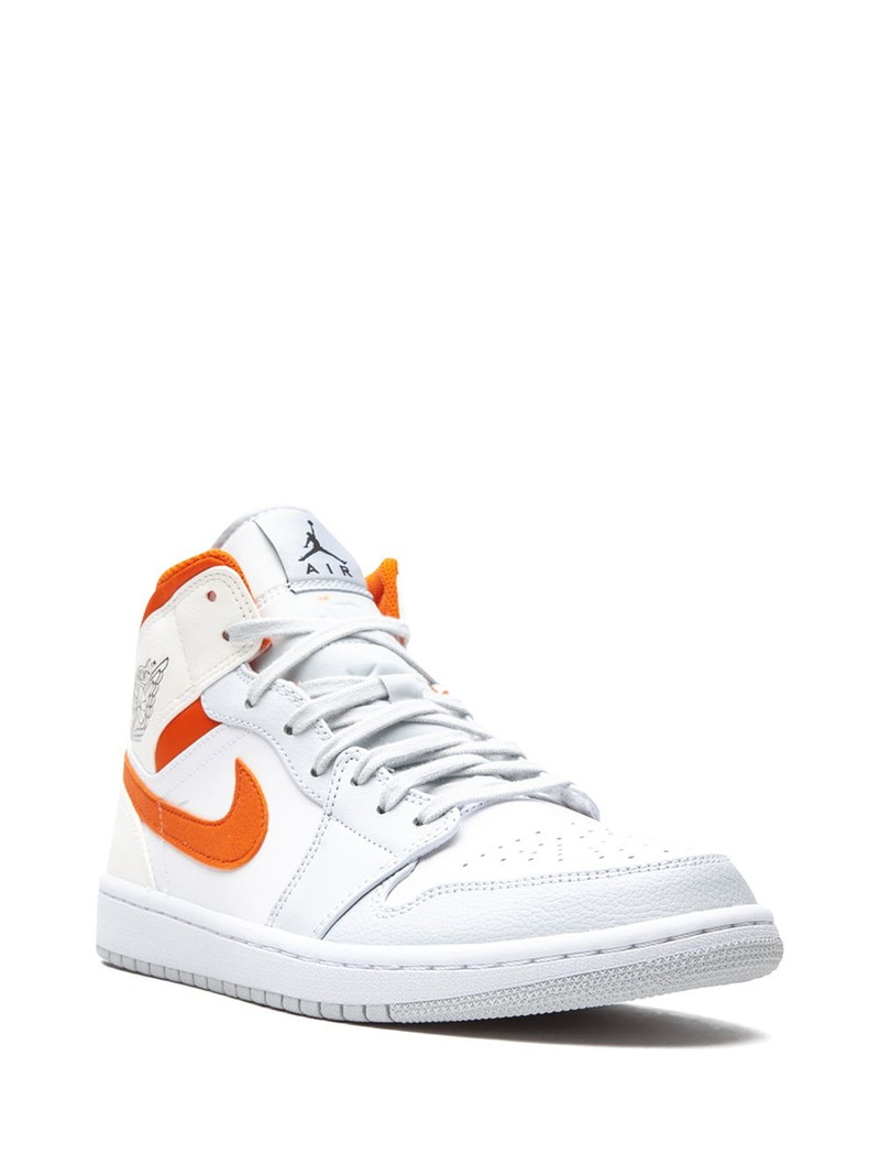 Jordan Air Jordan 1 Mid "Starfish" sneakers outlook