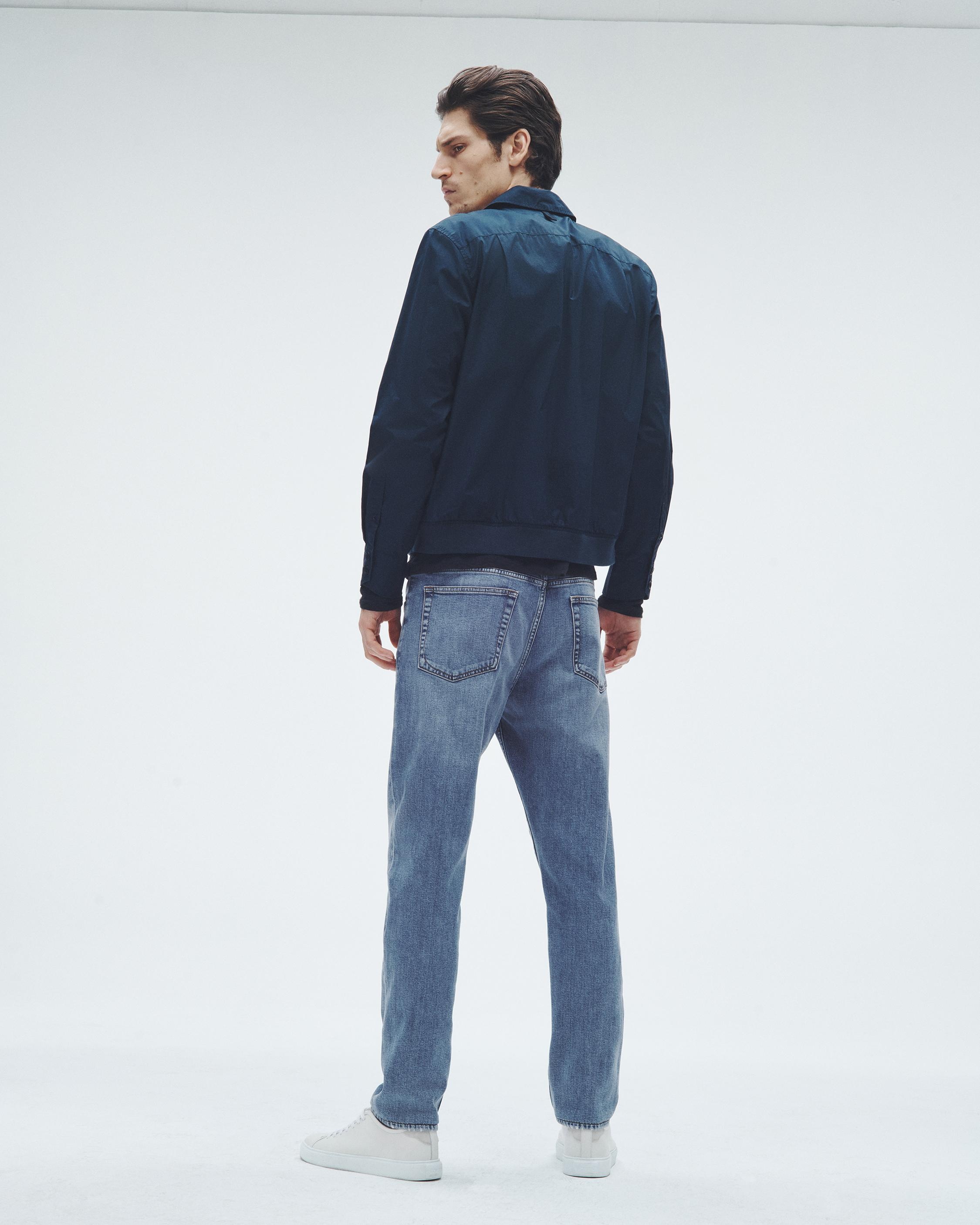 Fit 2 - Carter
Slim Fit Medium Indigo Authentic Stretch Jean - 4