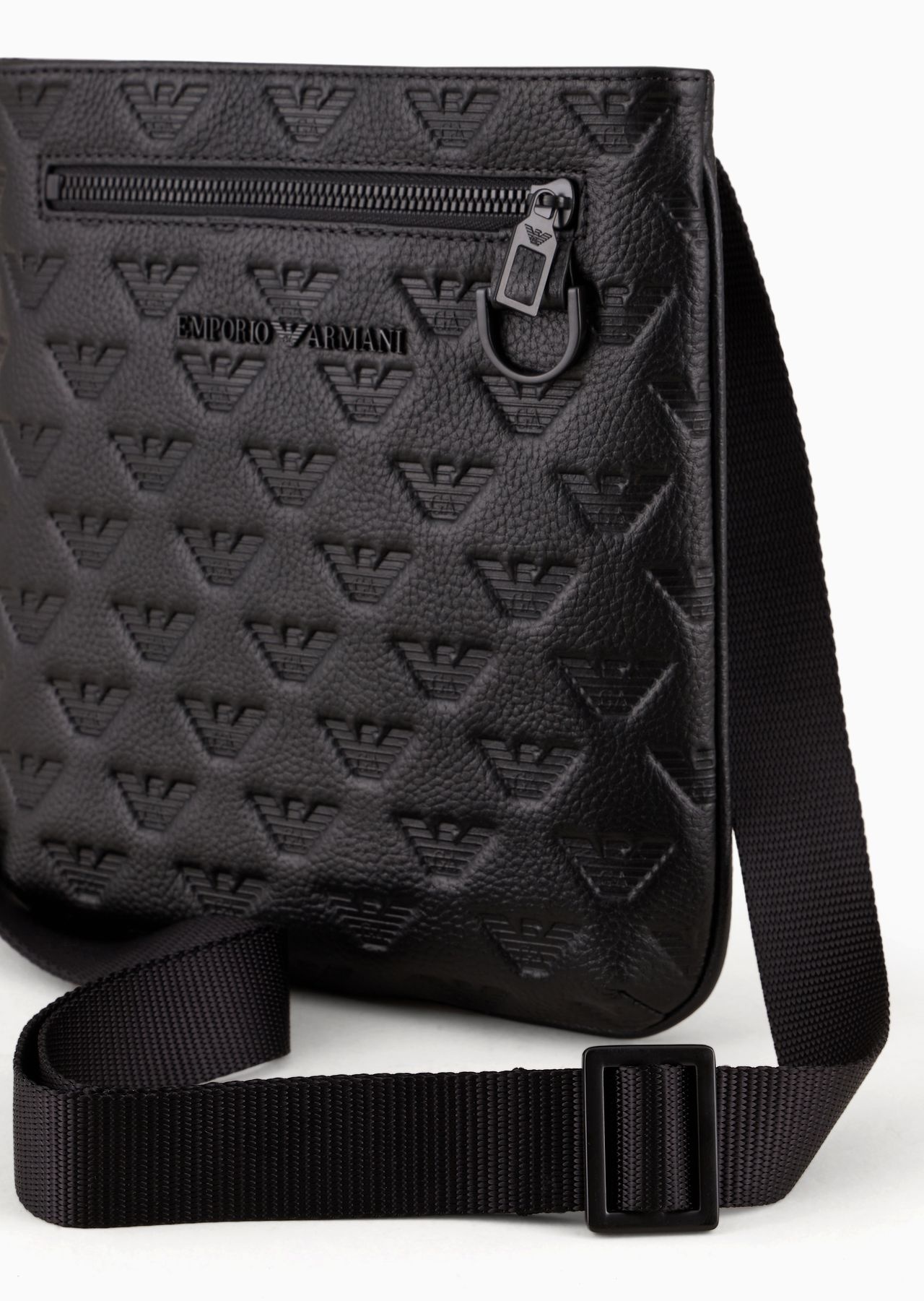 Flat leather shoulder bag with all-over embossed eagle - 5