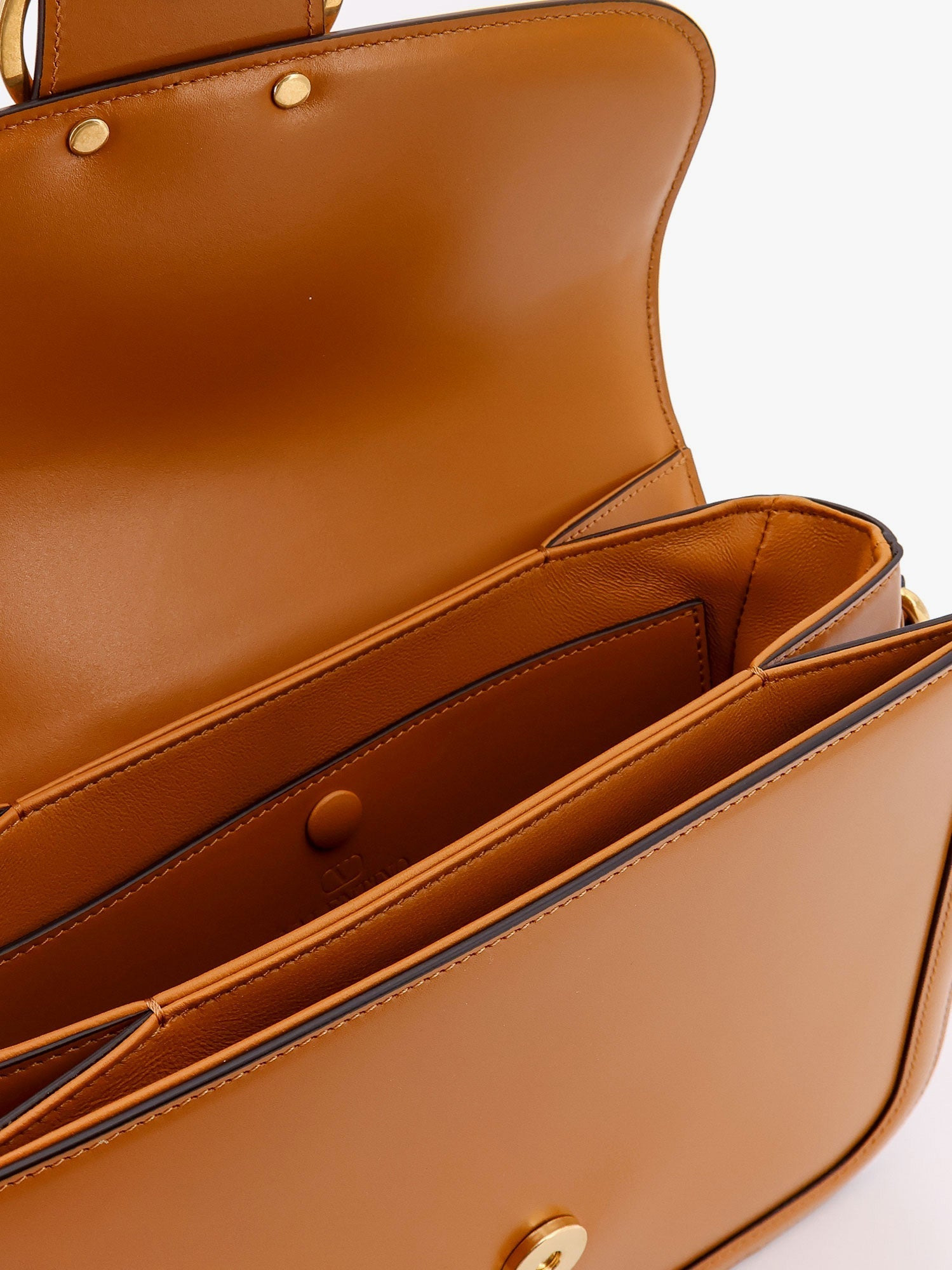 Valentino Garavani Valentino Garavani 9To5 Leather Shoulder Bag - 4