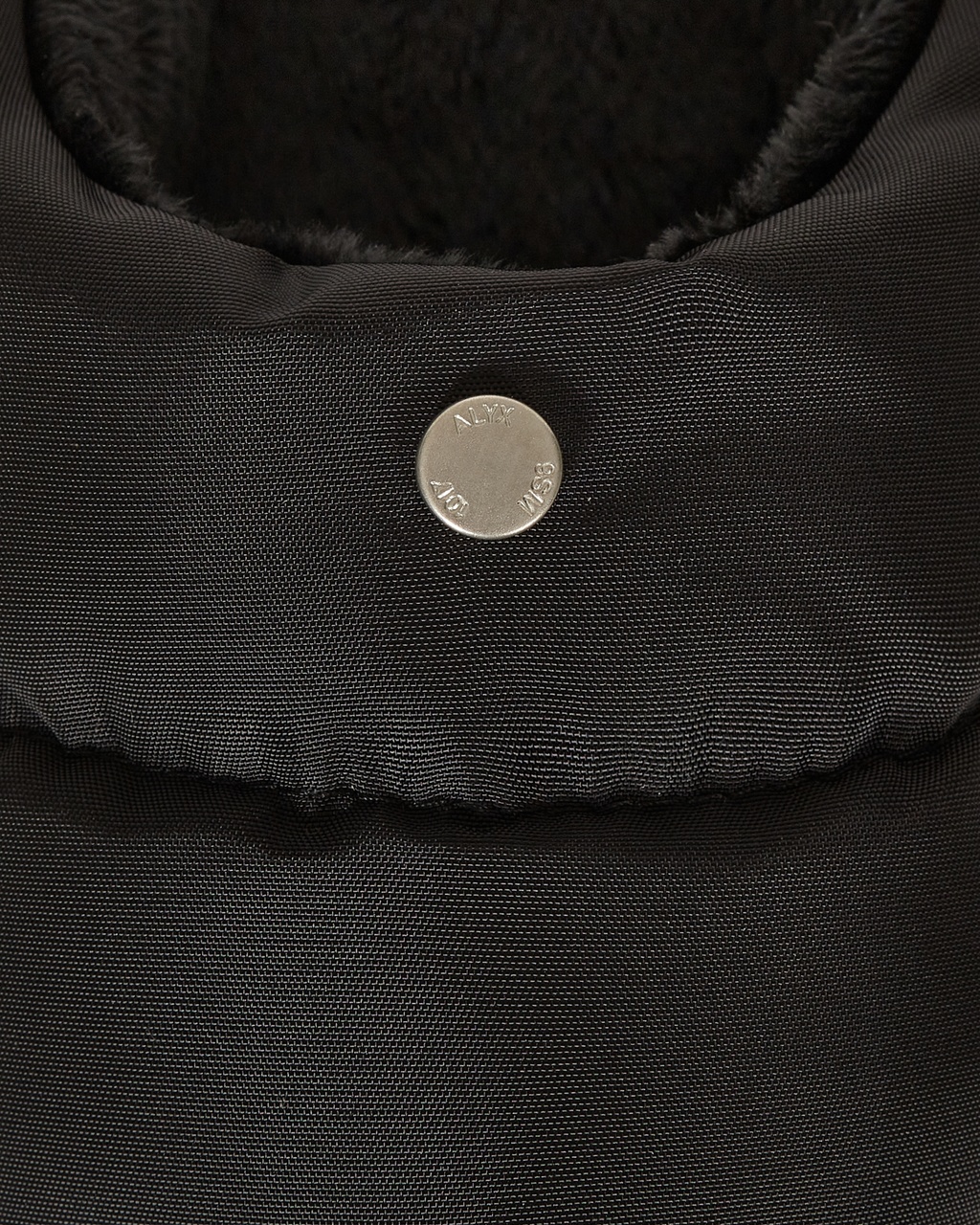 6 MONCLER 1017 ALYX 9SM PUFFER TRAIL MULE - 6