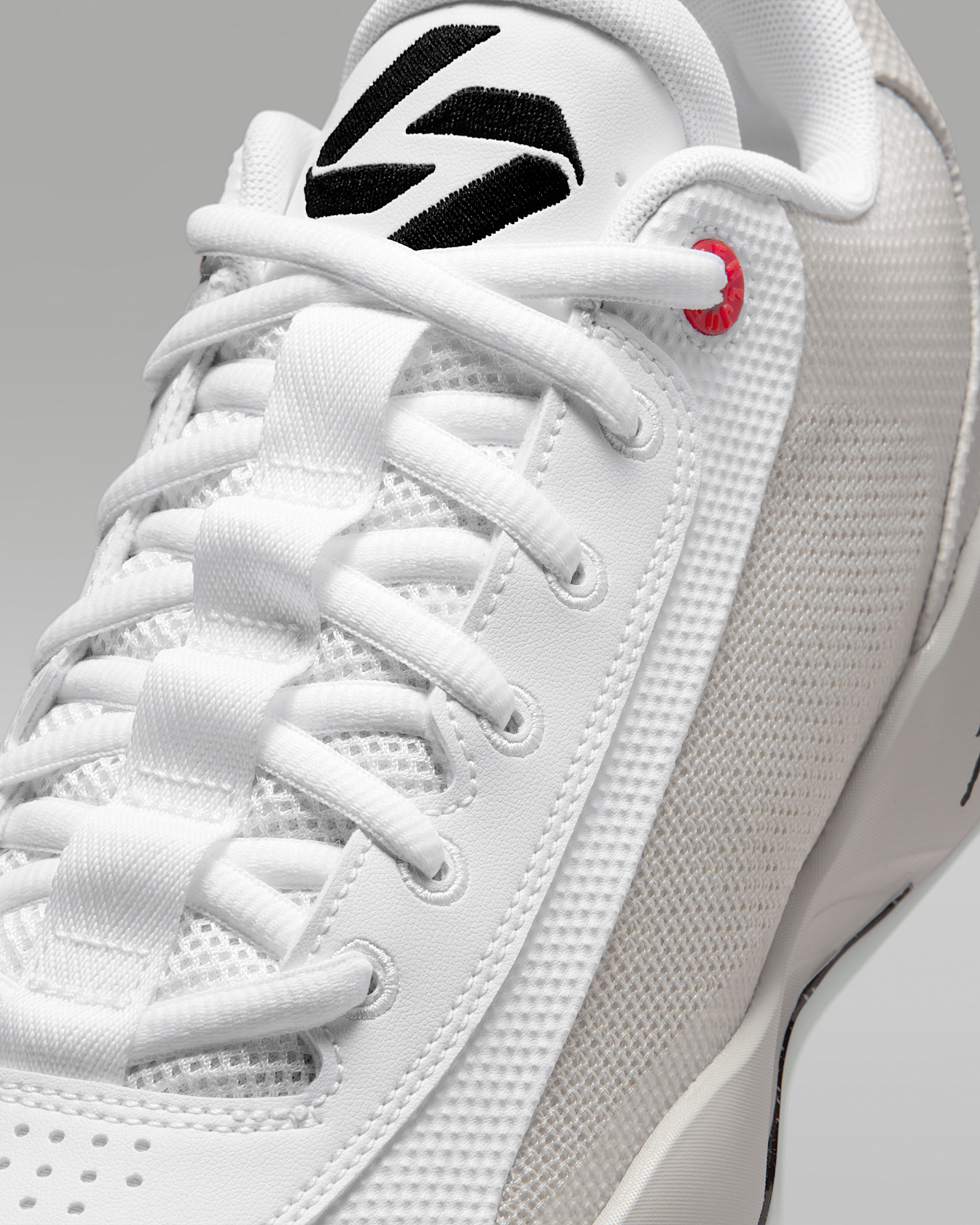 Luka .77 Basketball Shoes - 7