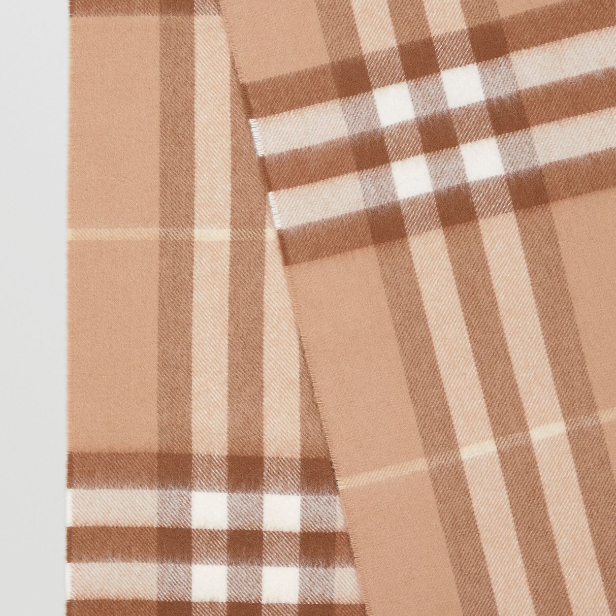 The Classic Check Cashmere Scarf - 10