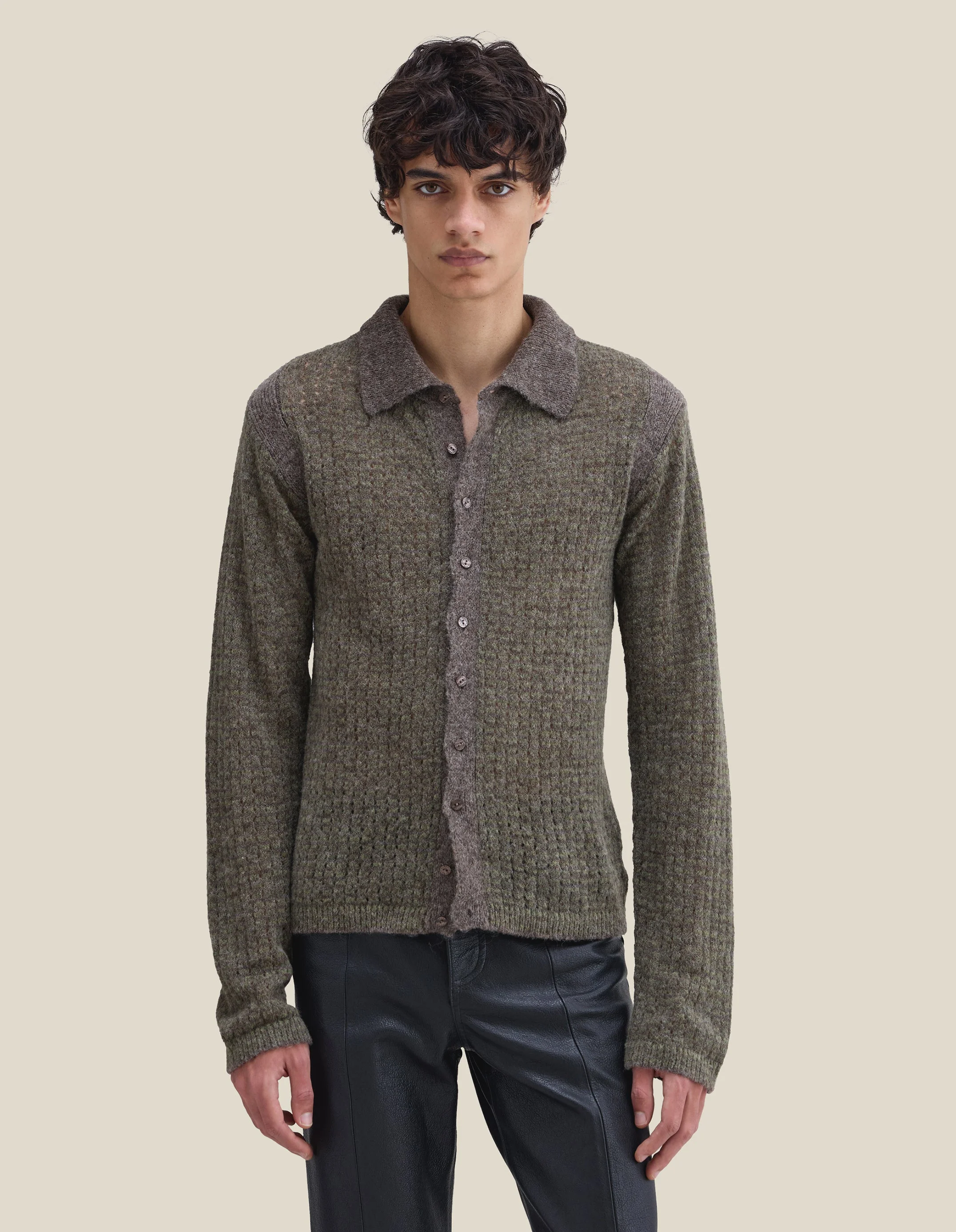 GRID BUTTONDOWN - 1