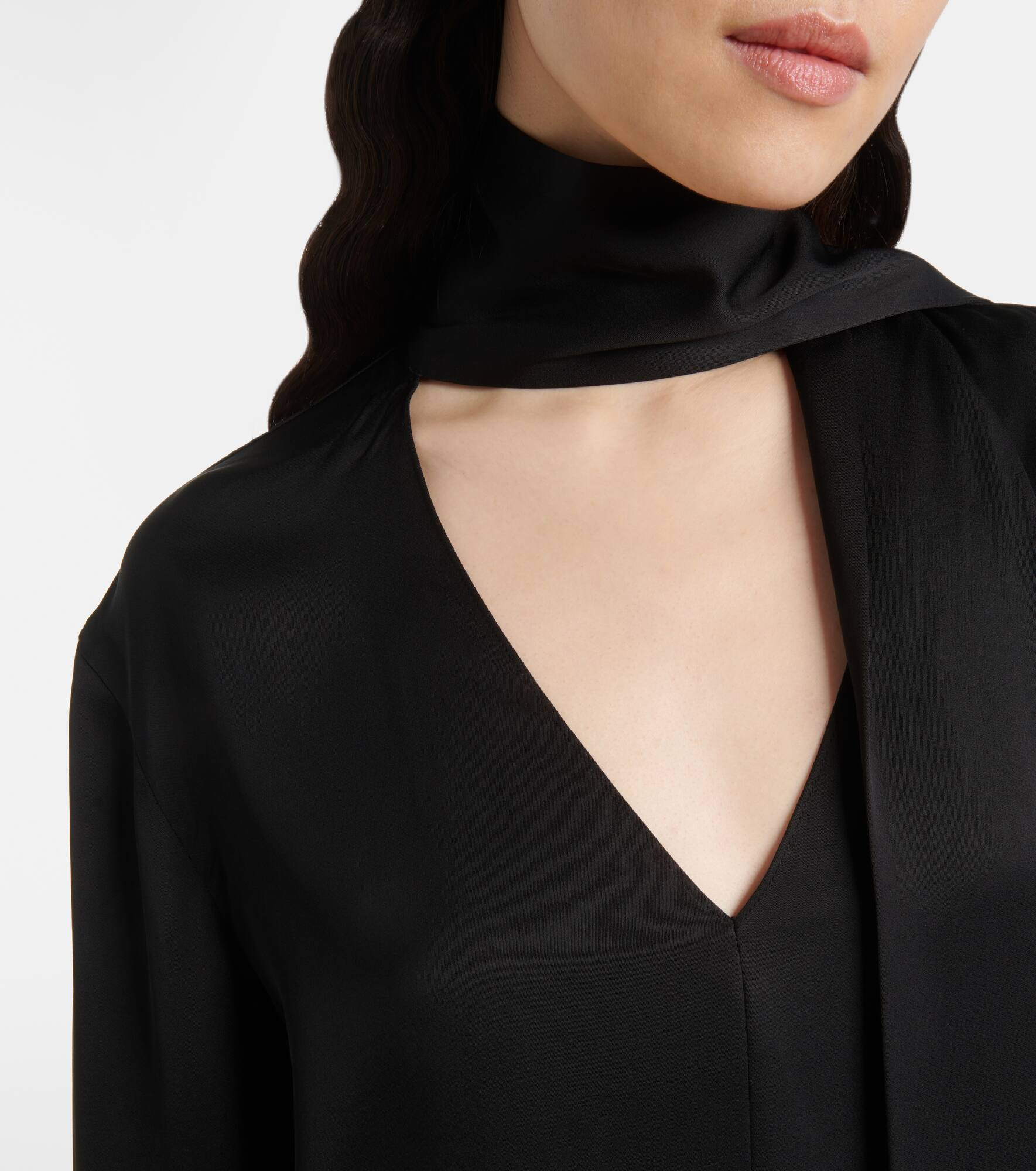 Scarf-detail silk blouse - 4