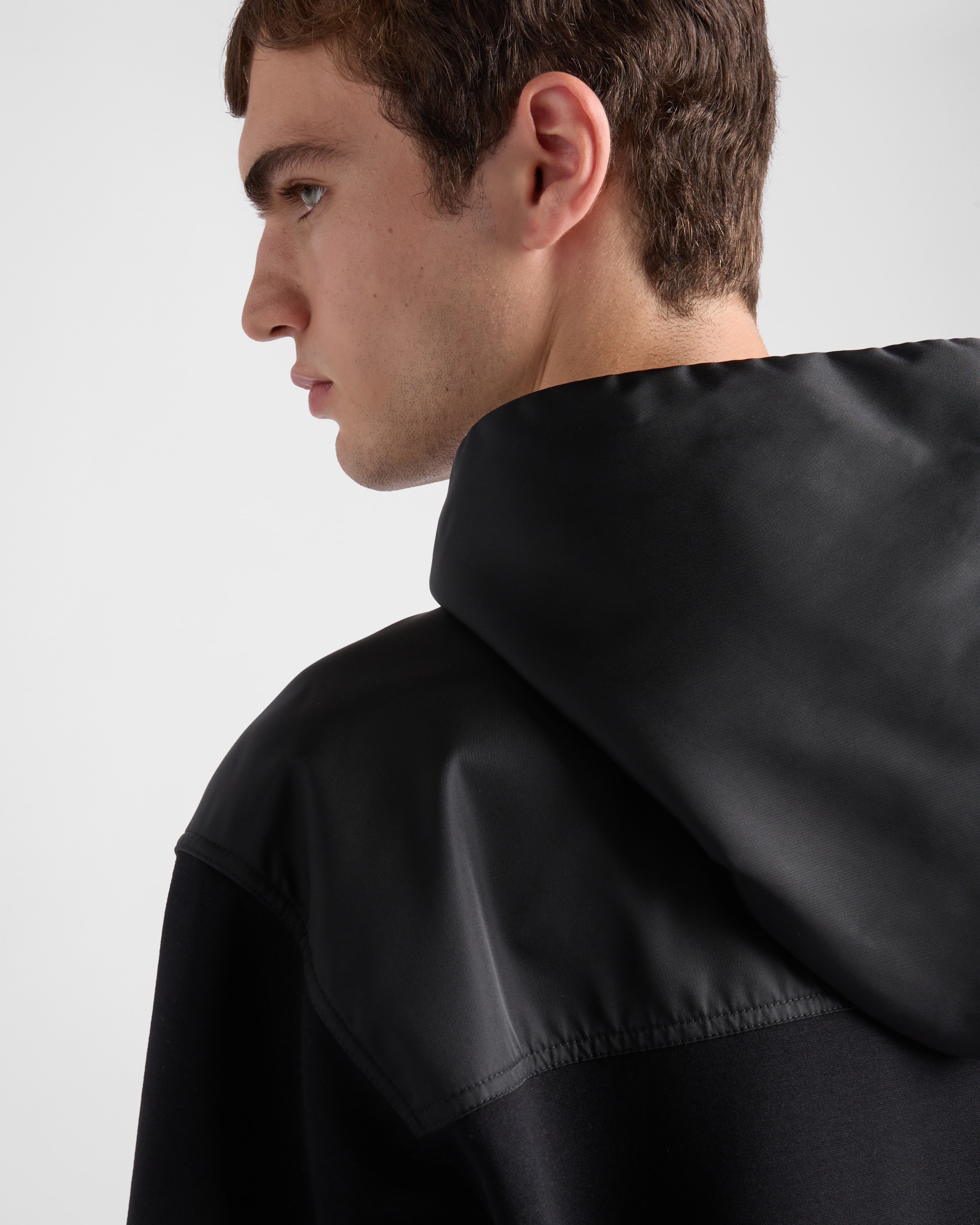 大人リッチ【PRADA】Cotton fleece and Re-Nylon hoodie Black/Black Reversible cotton fleece and Re-Nylon hoodie | PRADA