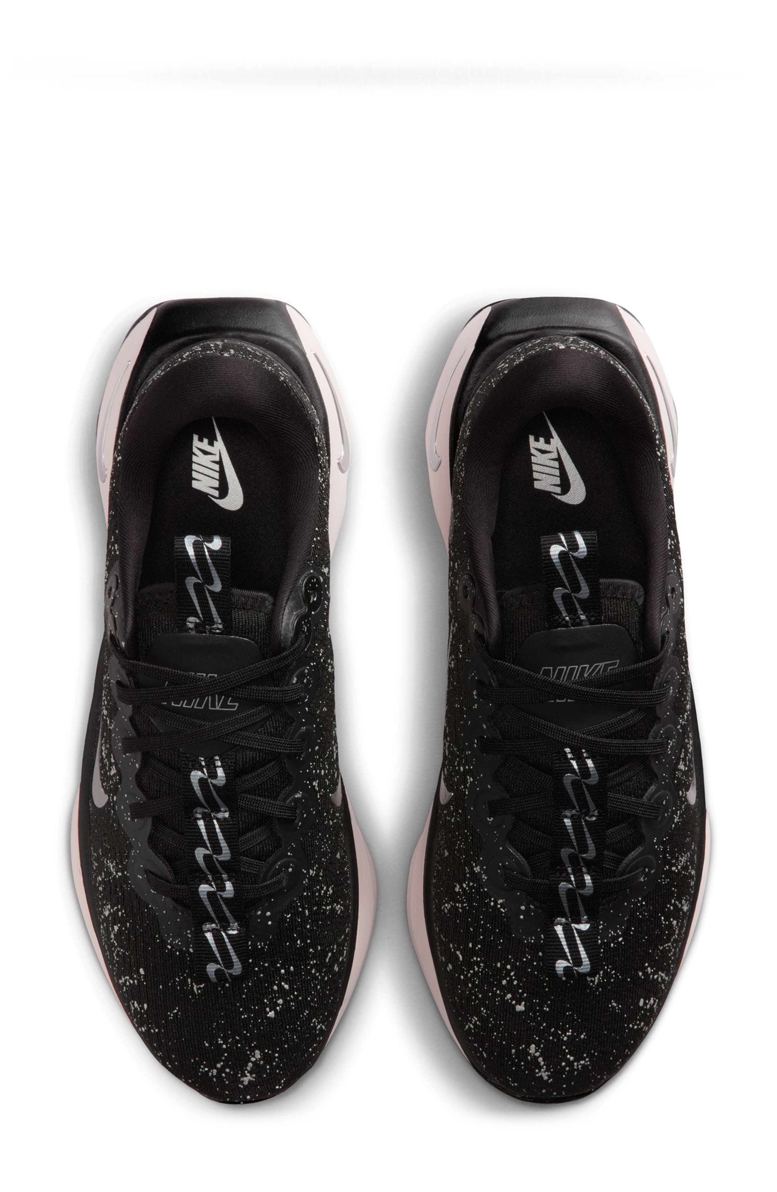 Nike Motiva SE Walking Sneaker in 001 Black/m Silv at Nordstrom - 3