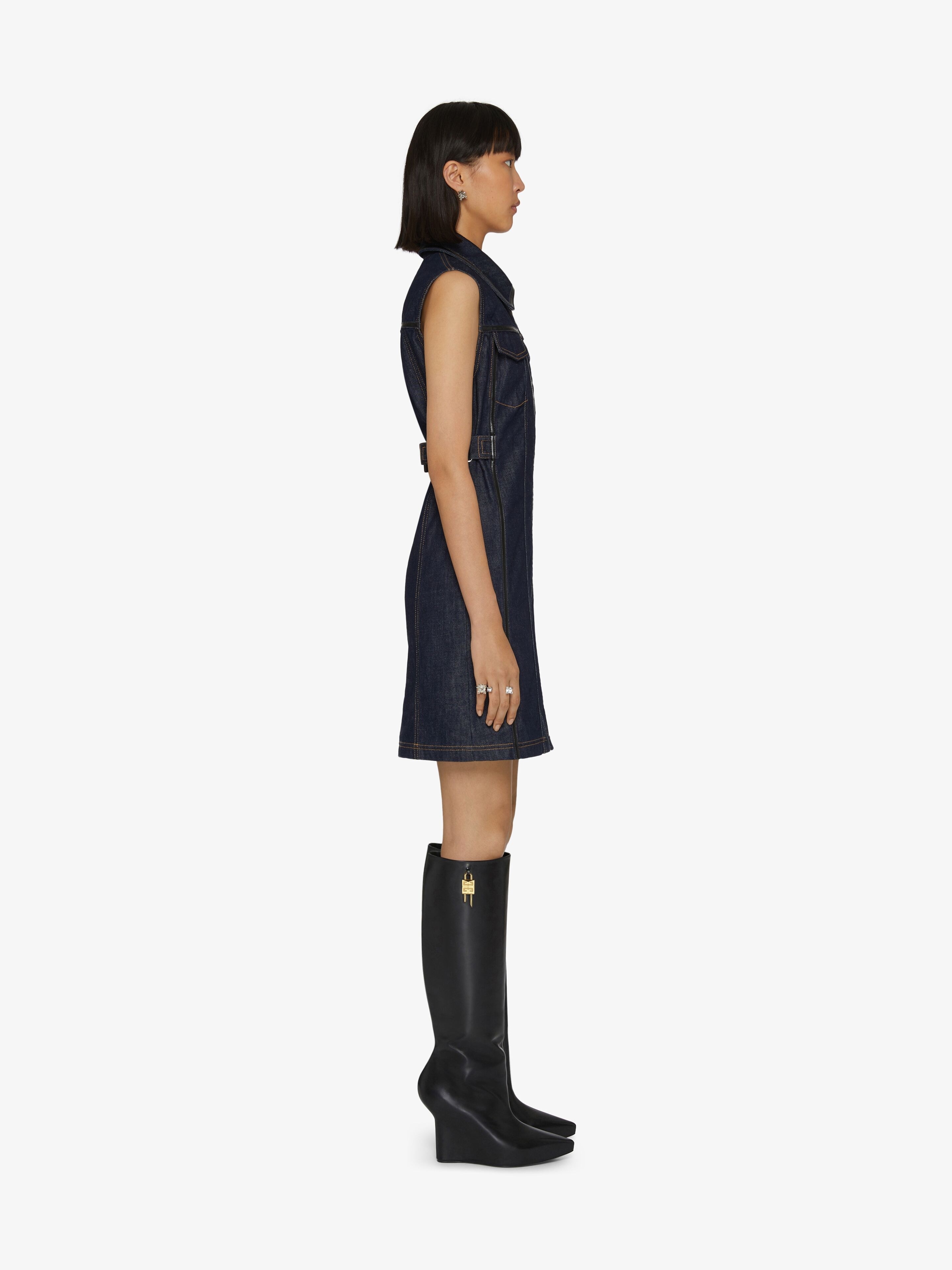 SHORT SLEEVELESS DRESS IN DENIM - 3