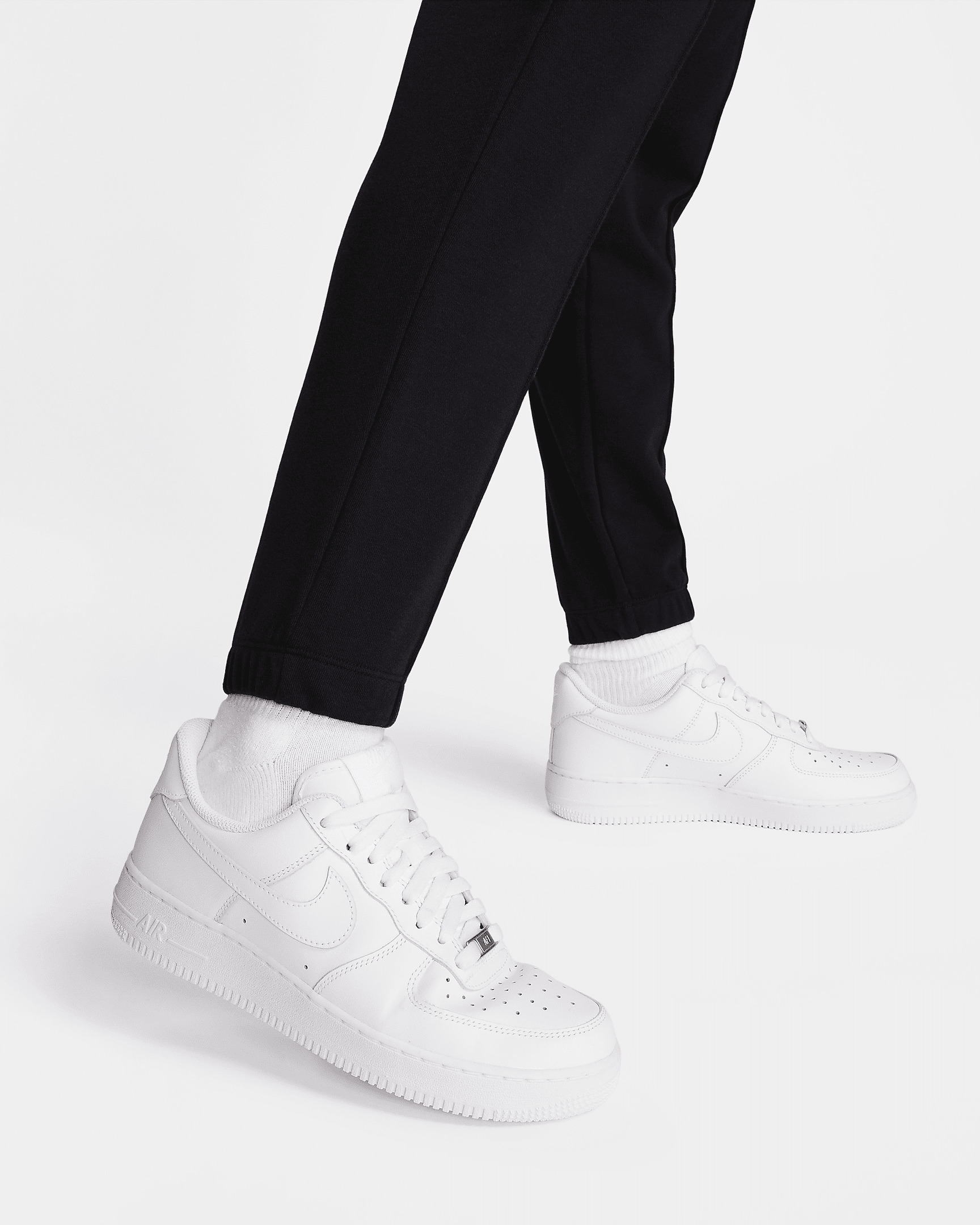 Nike Sportswear Chill Terry Women's Slim High-Waisted French Terry Sweatpants - 6