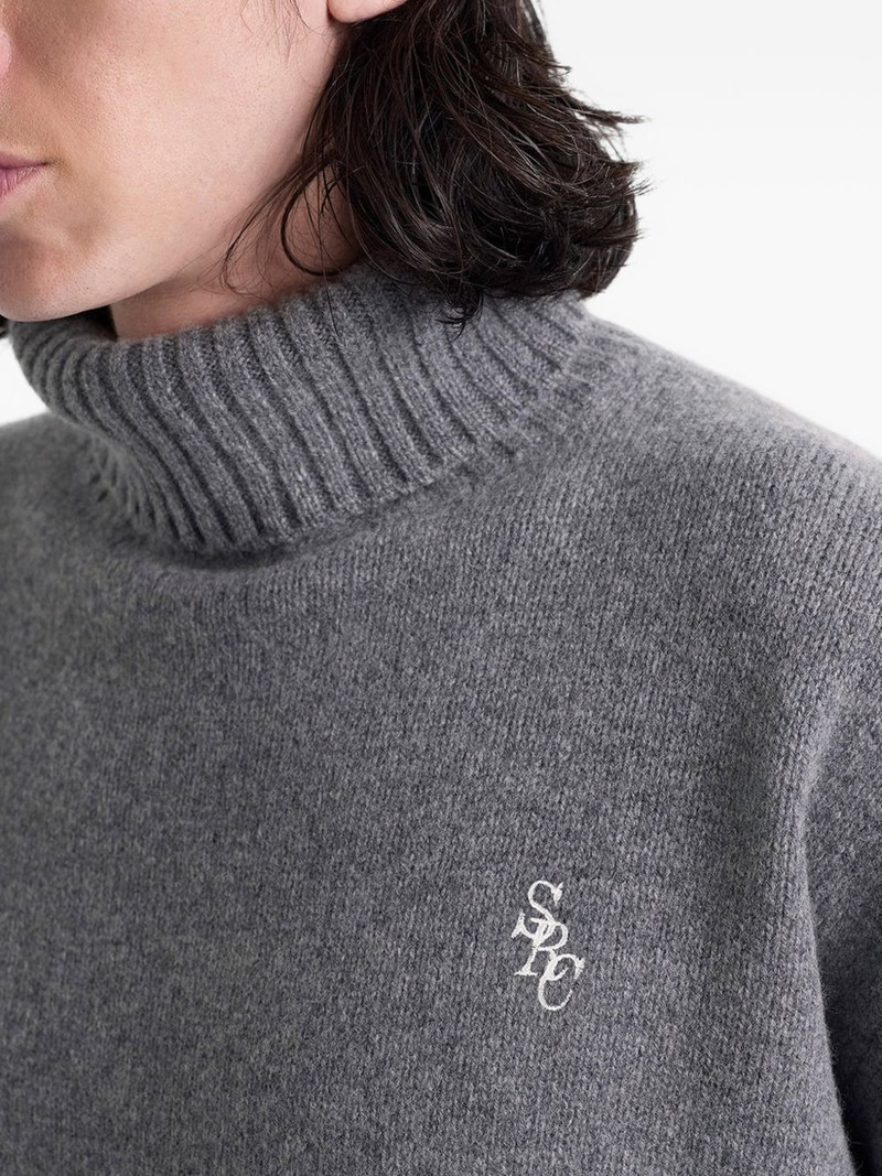 roll-neck sweater 5