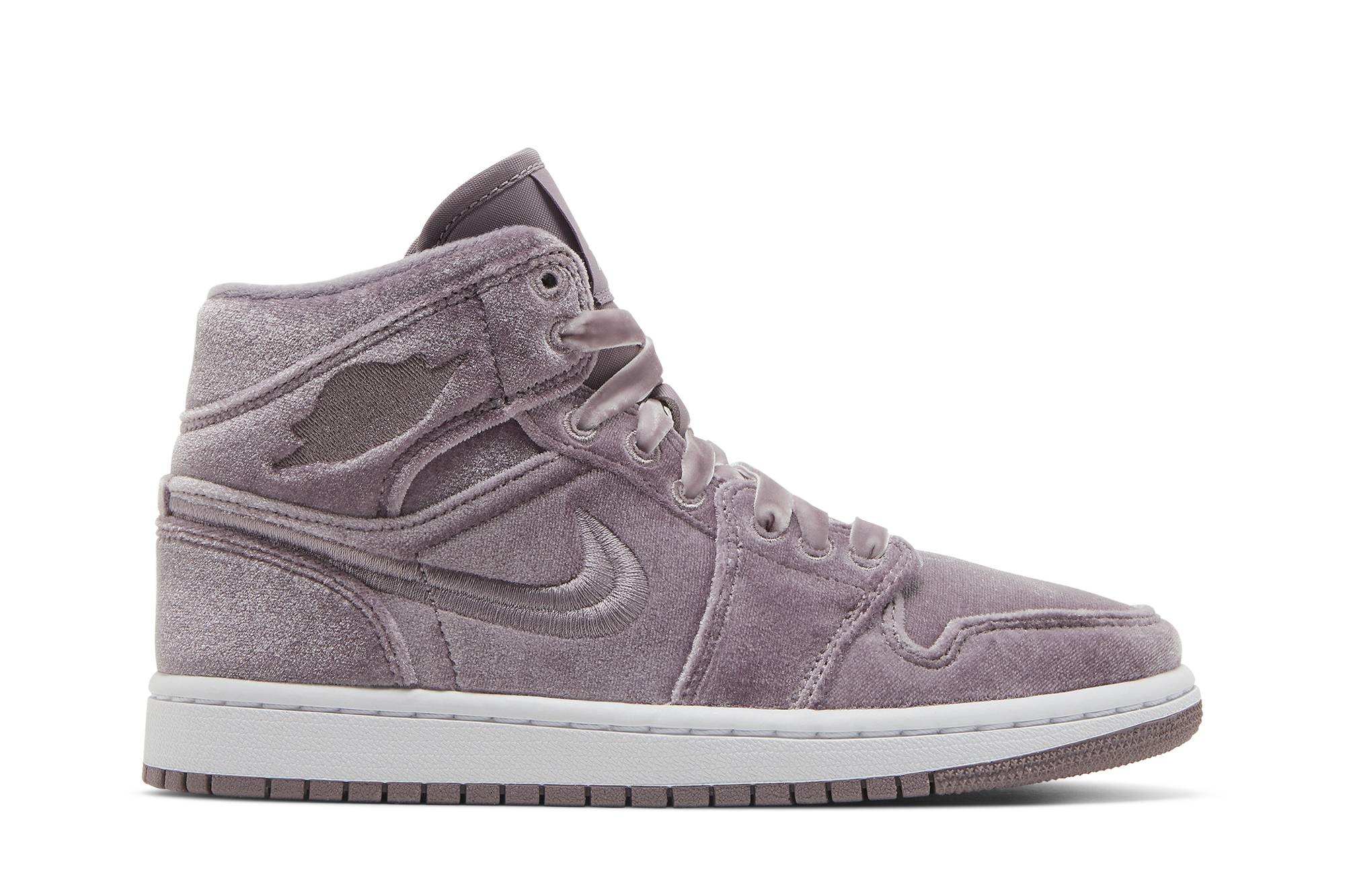 Wmns Air Jordan 1 Mid 'Purple Velvet' - 1