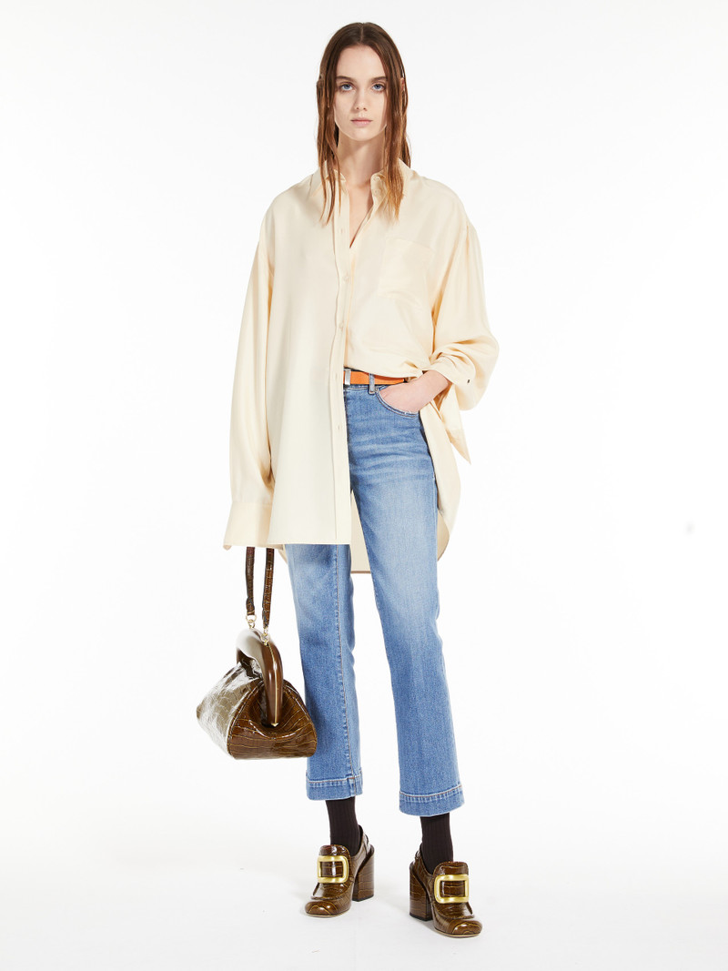 OLIATO Crocodile-embossed leather loafer with heel 6