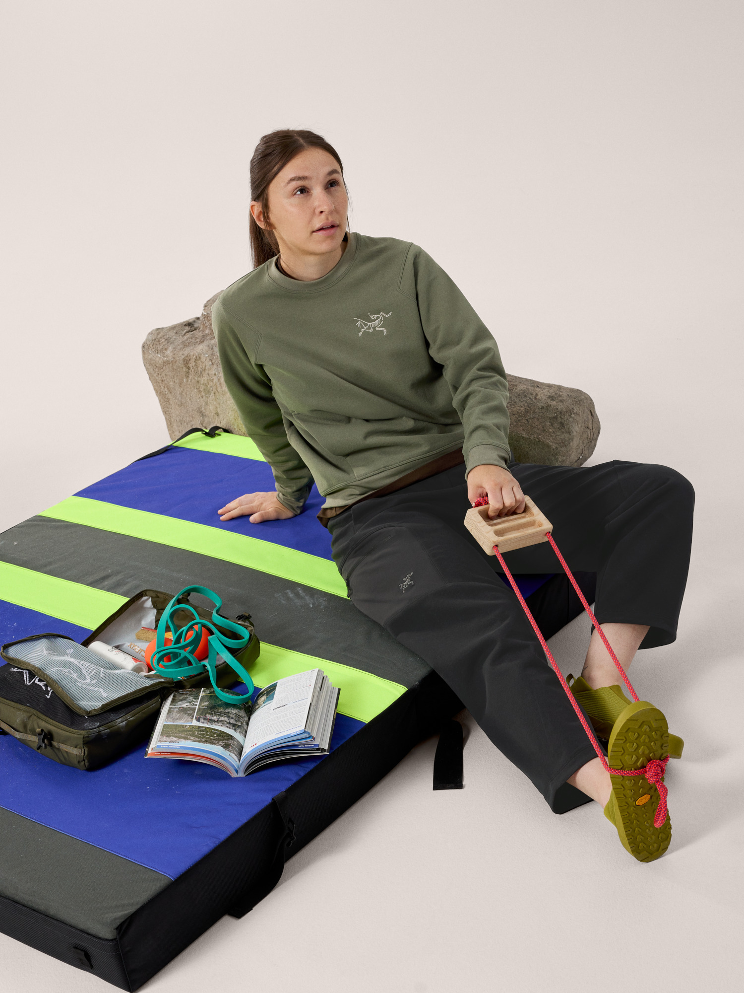 Aestas Crew Neck Pullover - 4