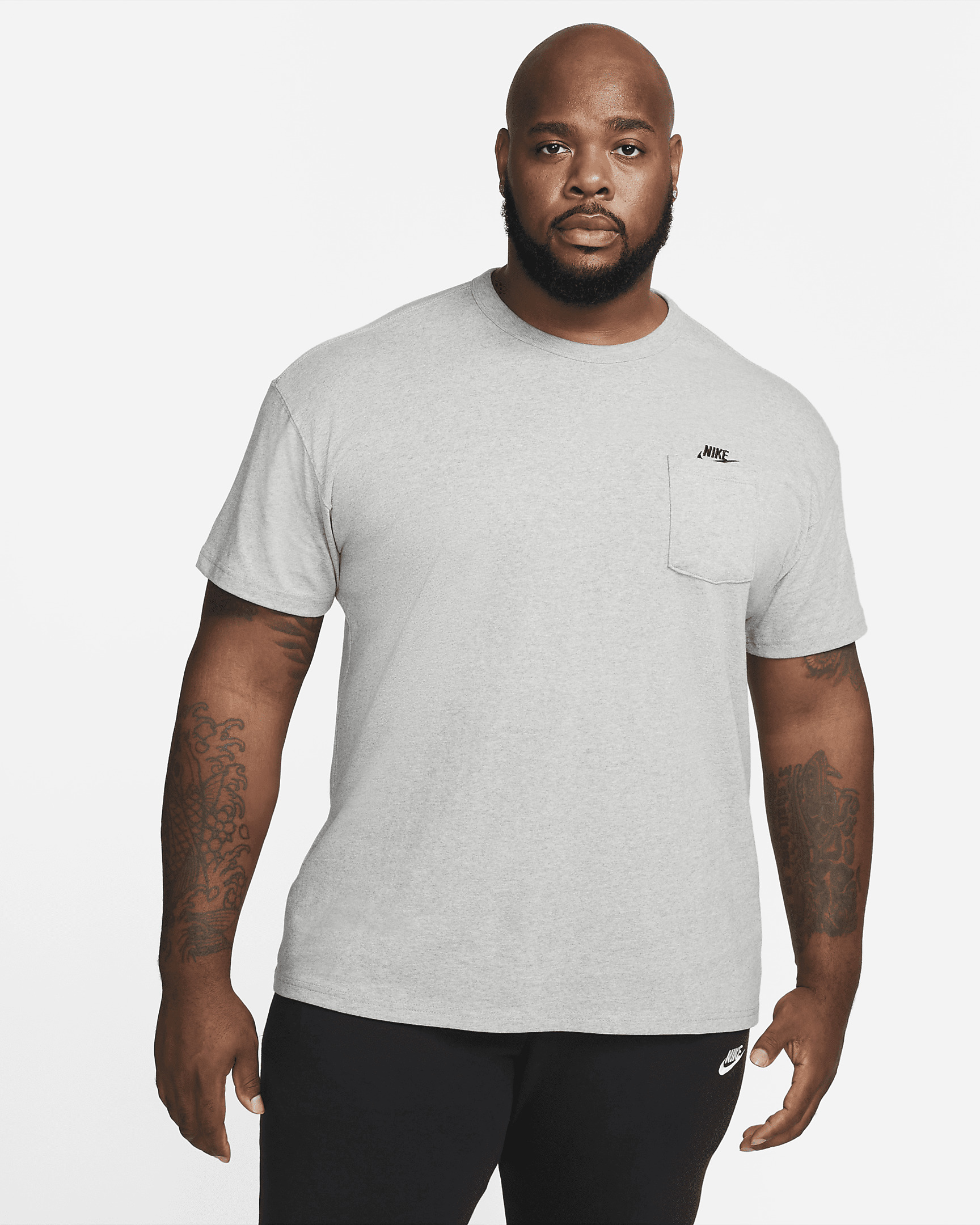 Nike Sportswear Premium Essentials Men's Pocket T-Shirt - 6
