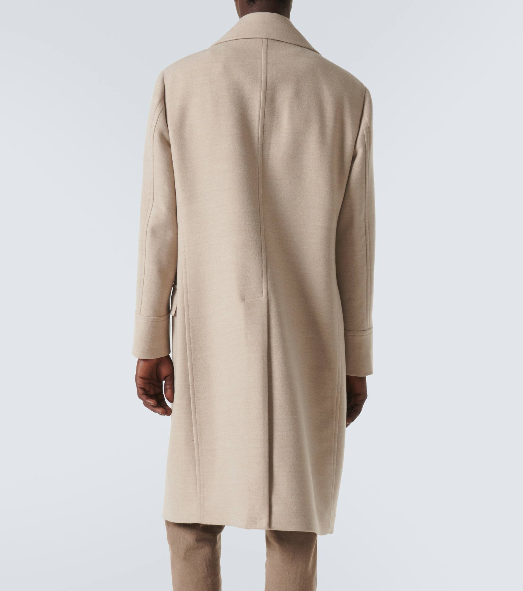 Double-breasted wool coat - 4