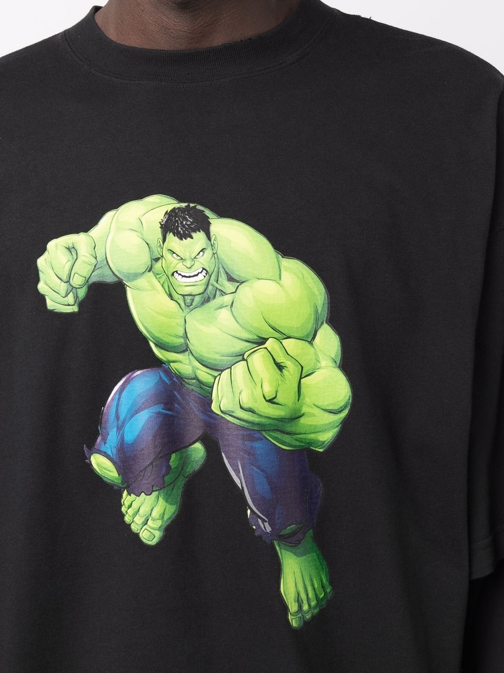 layered Hulk-print sweatshirt - 6