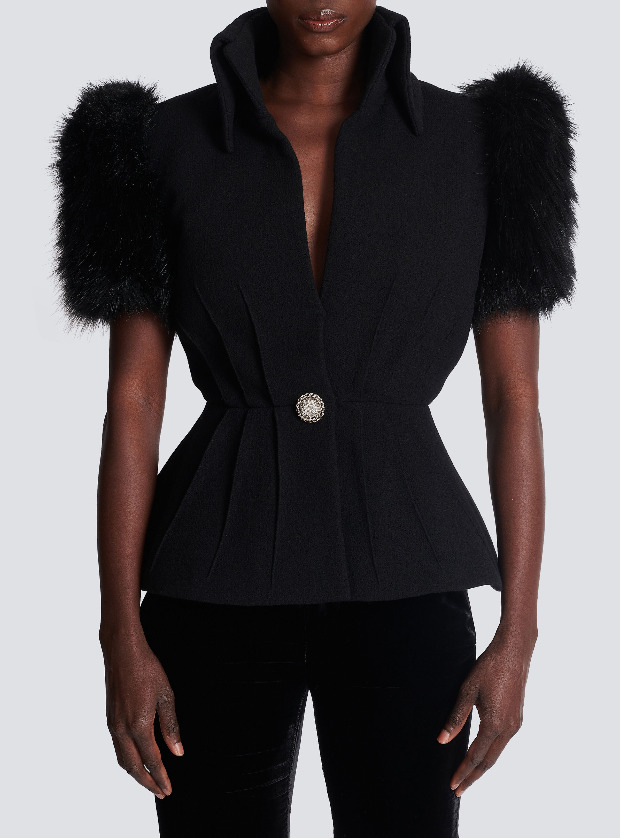 Jacket with short faux fur sleeves - 5