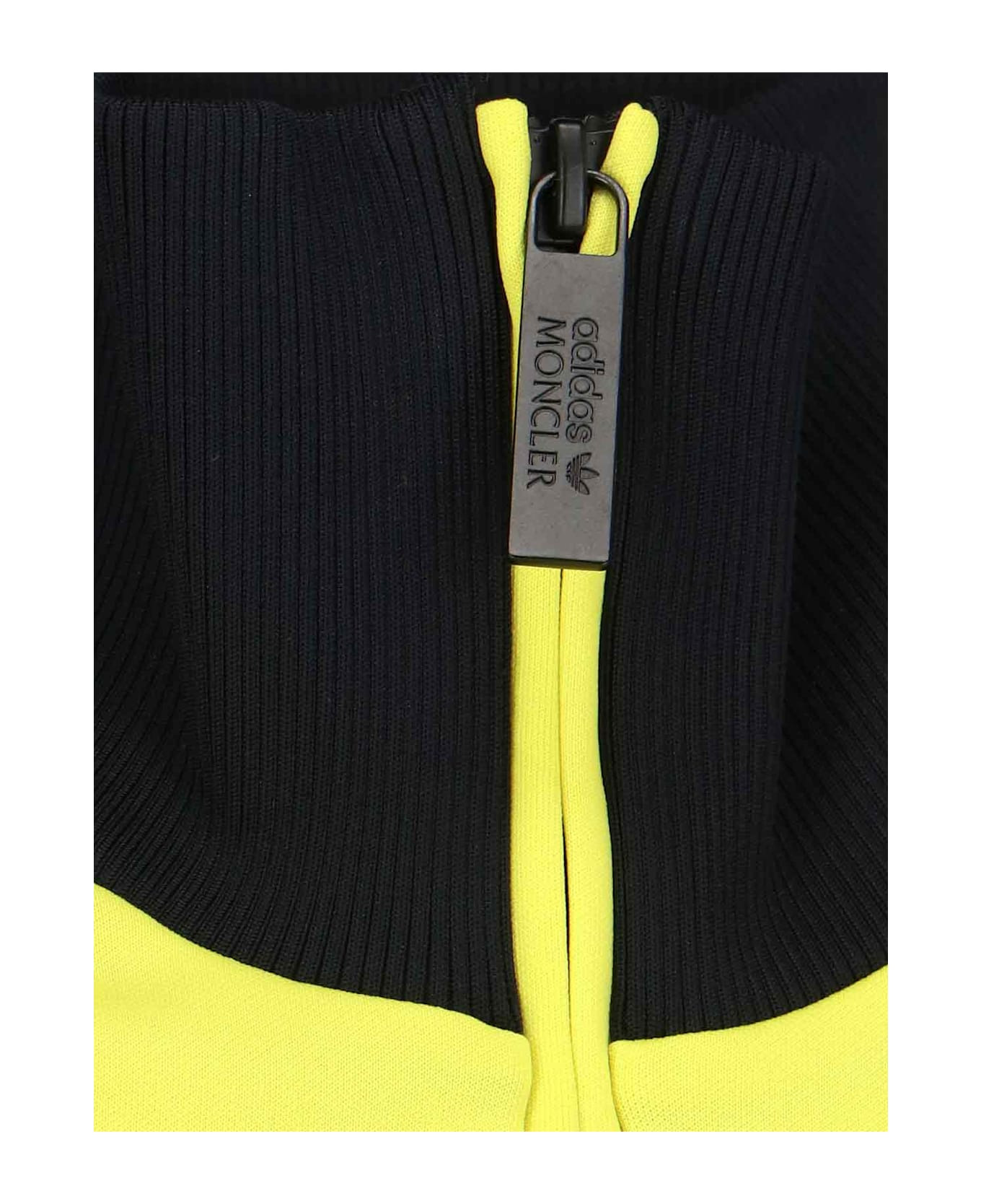 X Adidas Cropped Sweatshirt - 3