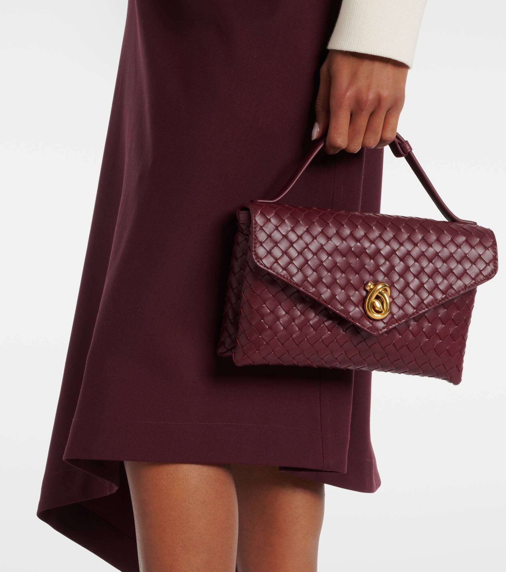 Knot Lock leather crossbody bag - 2