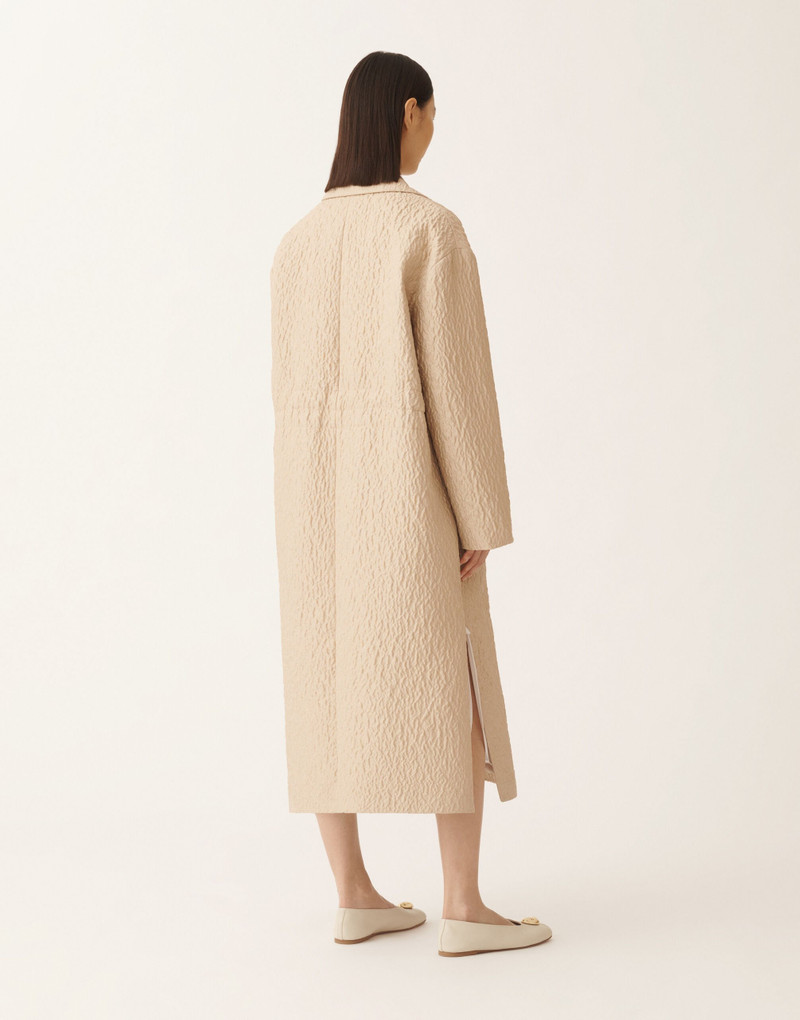 Embossed jacquard coat 4