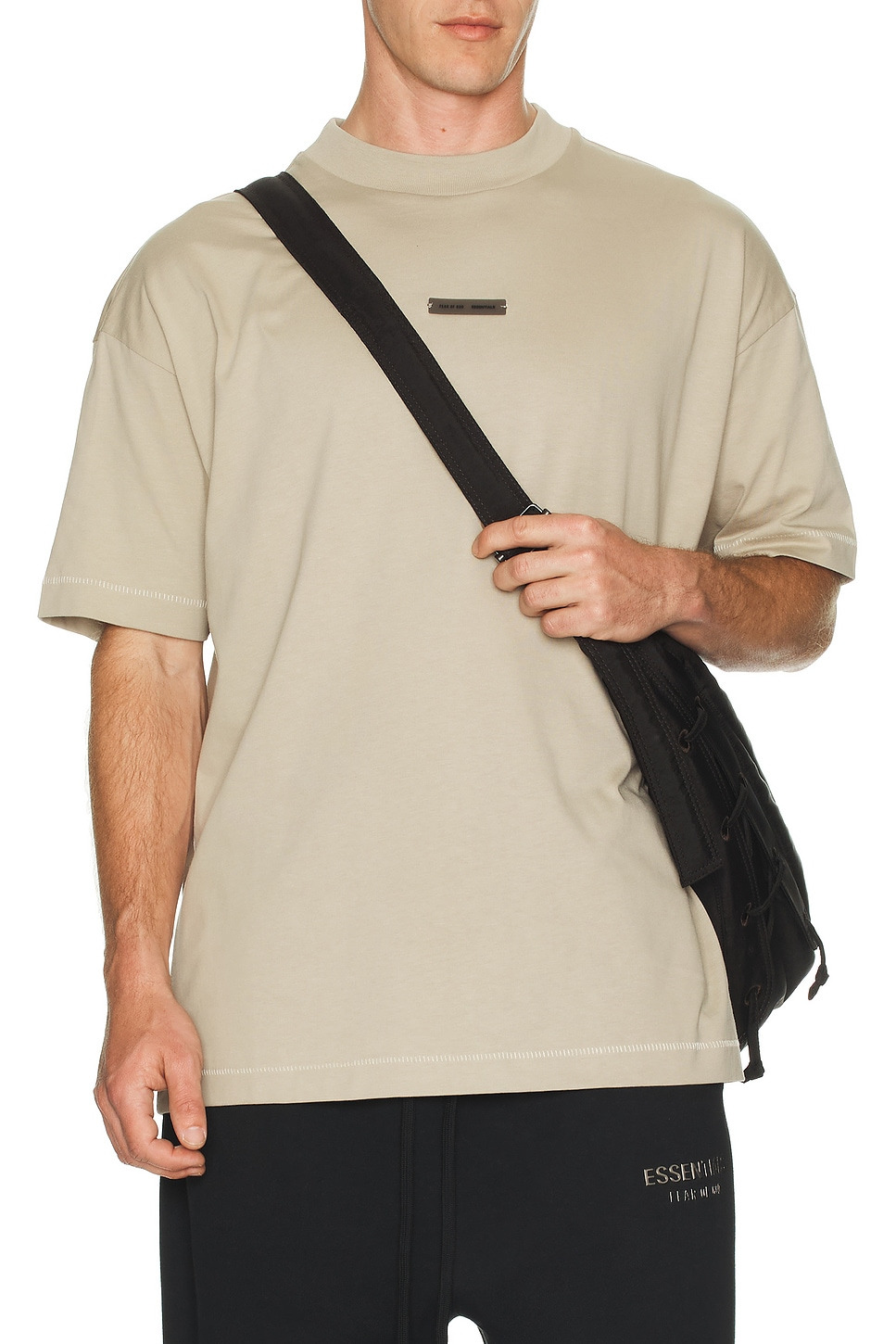 Classic Fit T-Shirt - 4