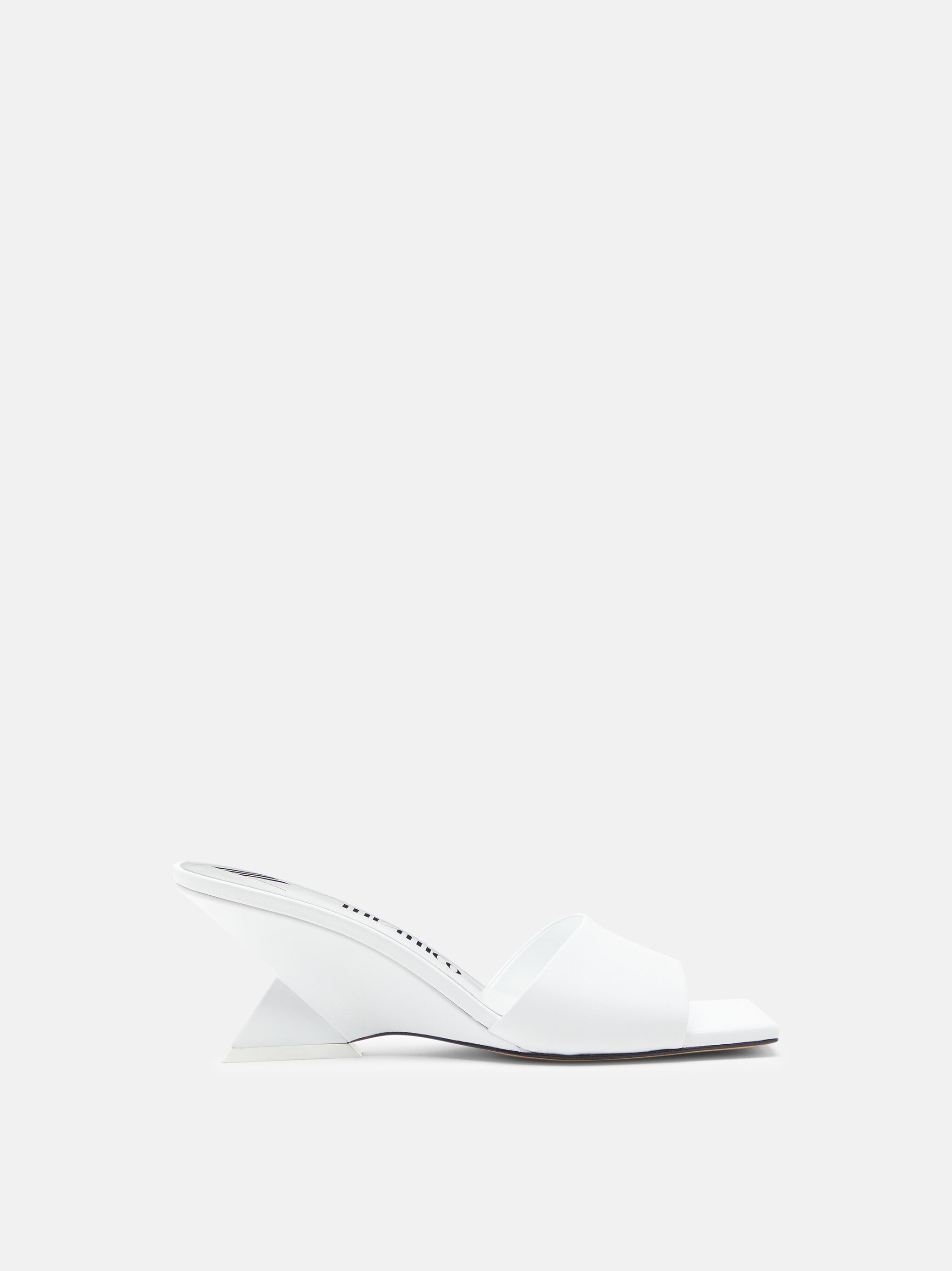 ''CHEOPE'' WHITE MULE - 1