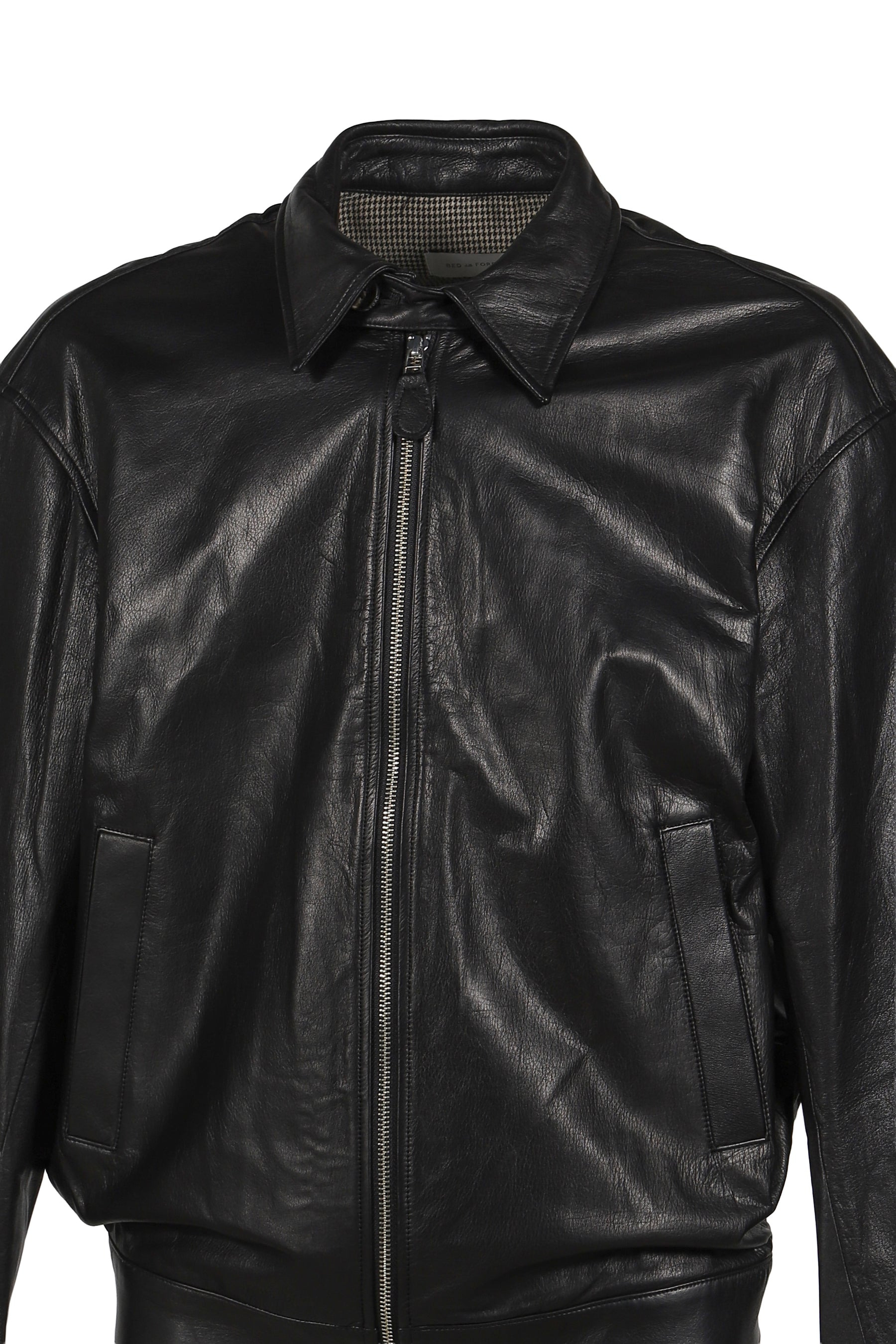 (R) / BLK - 10