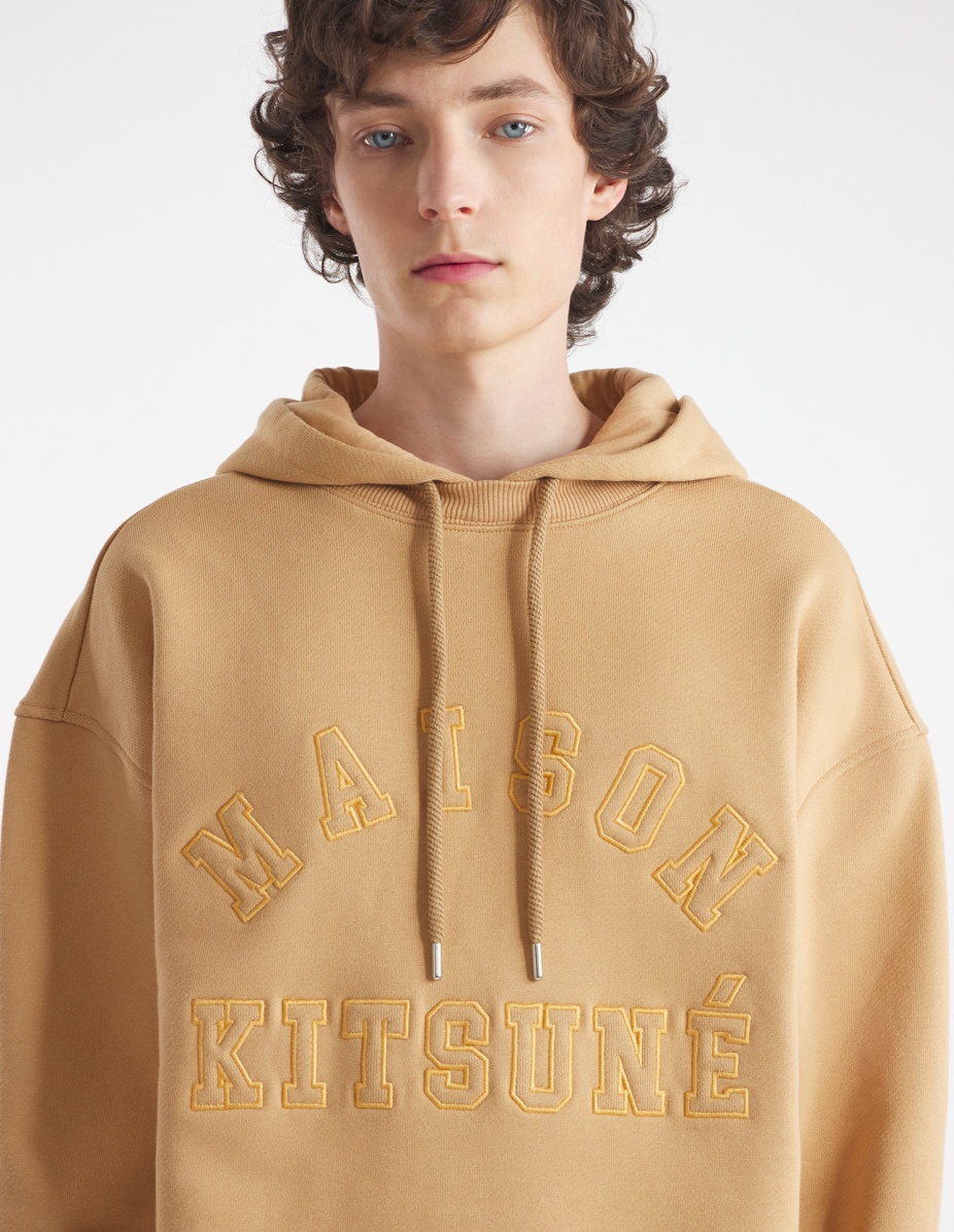 国内発送☆MAISON KITSUNE☆VARSITY HOODIE/BEIGE Maison Kitsuné VARSITY HOODIE | REVERSIBLE