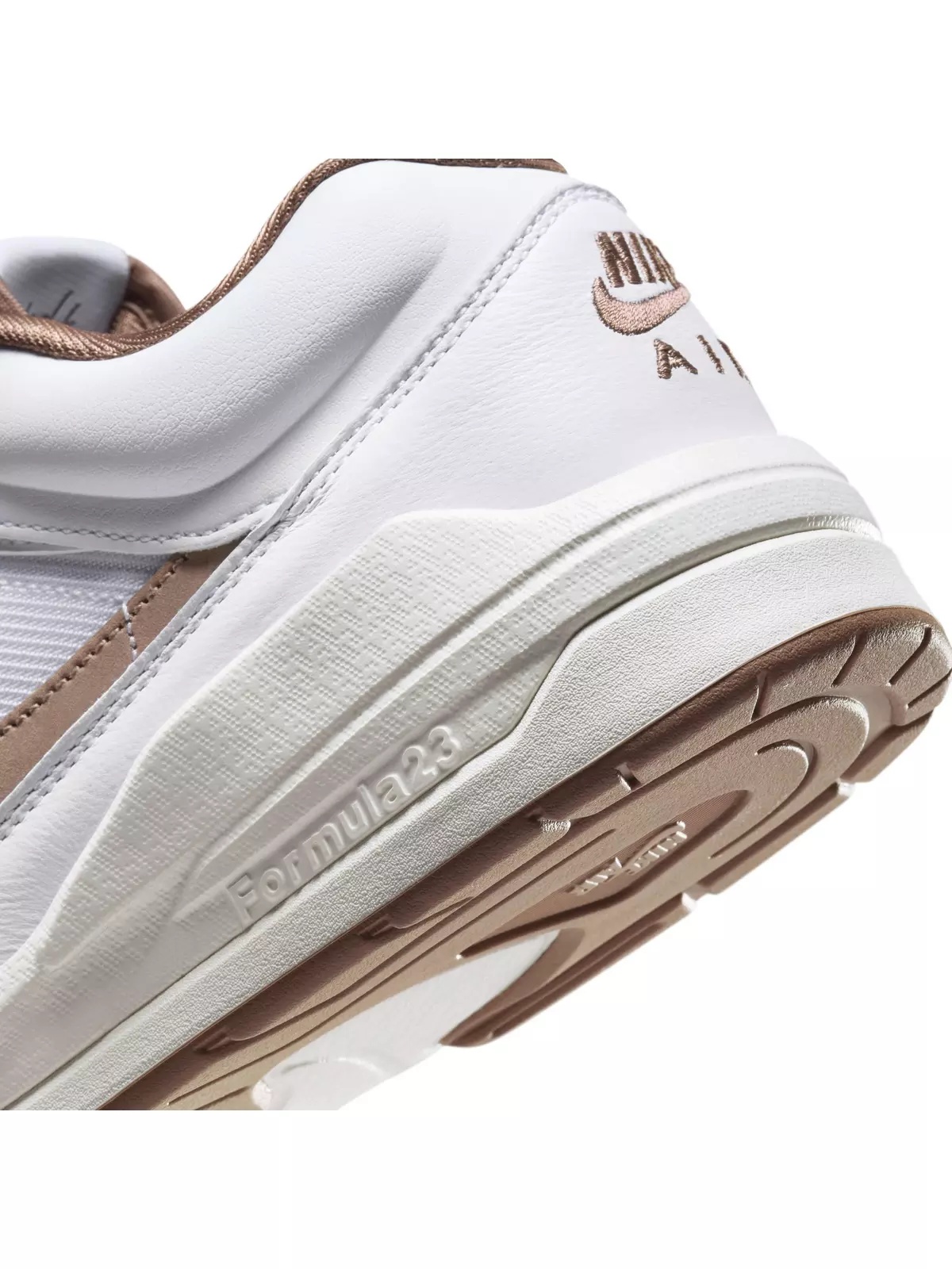 Stadium 90 "White/Legend Light Brown/Sail/Archaeo Brown" Women's Shoe - 8