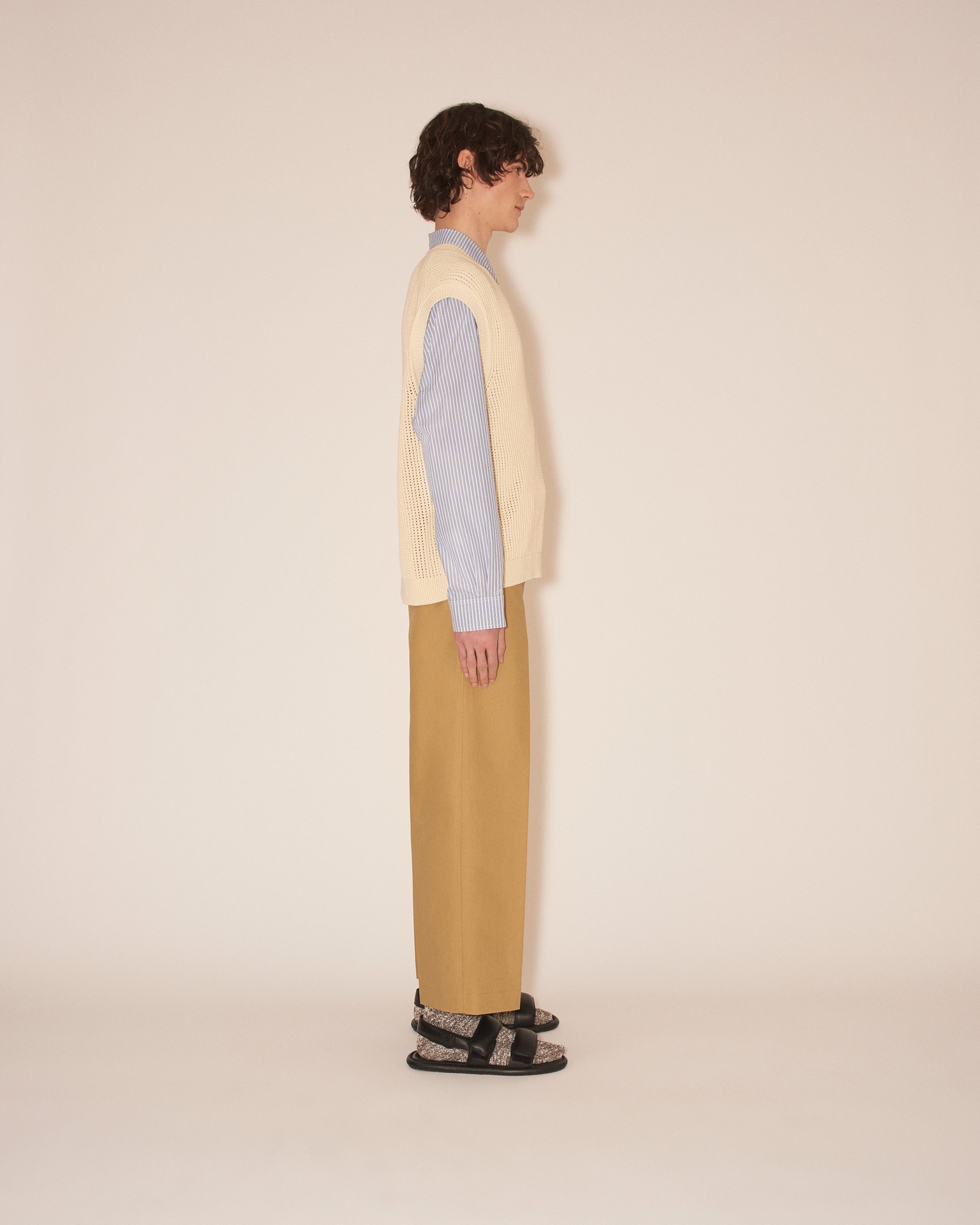 ZEBE - Textured cotton v-neck vest - 3