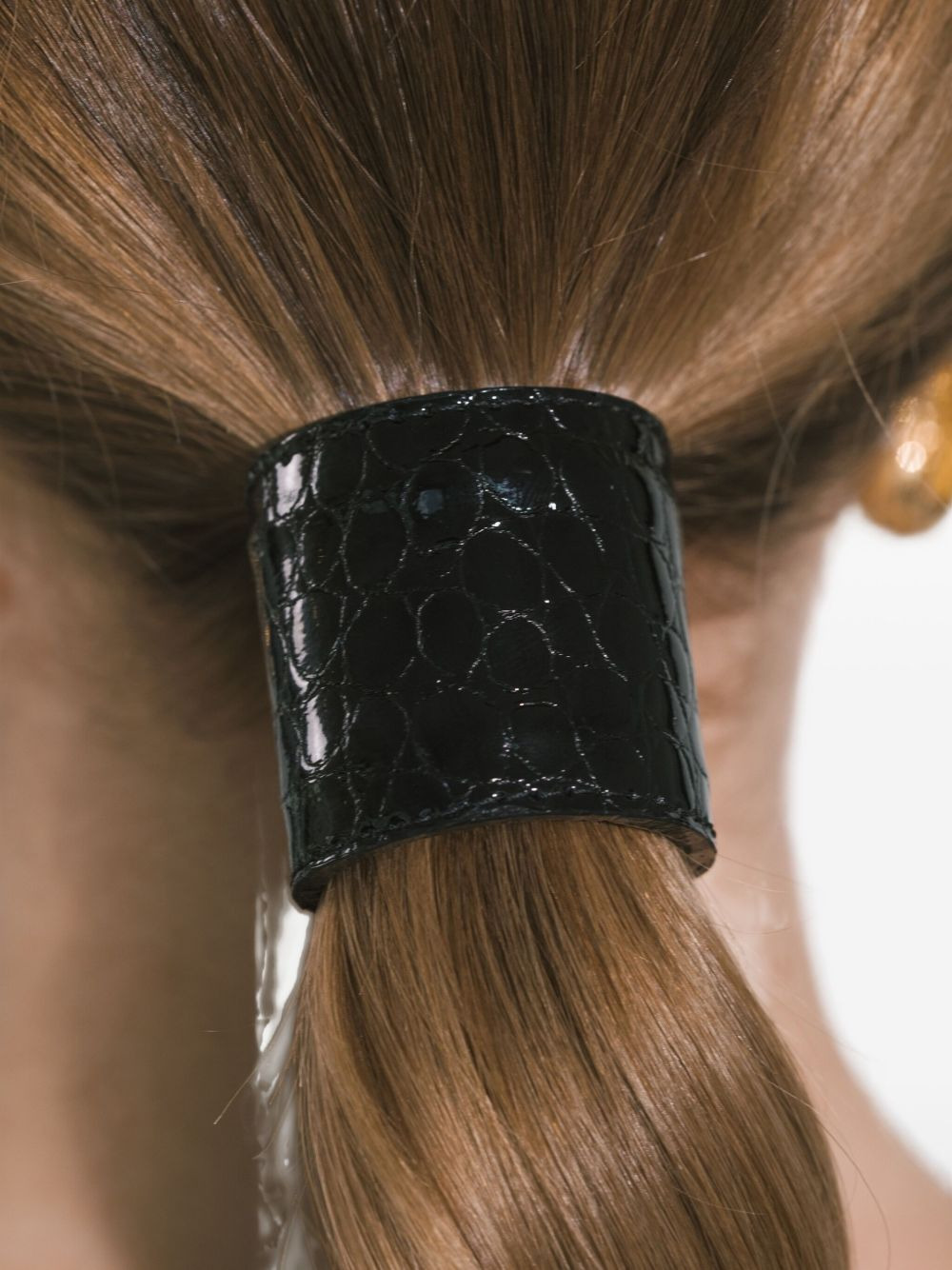 leather-embossed ponywrap - 4