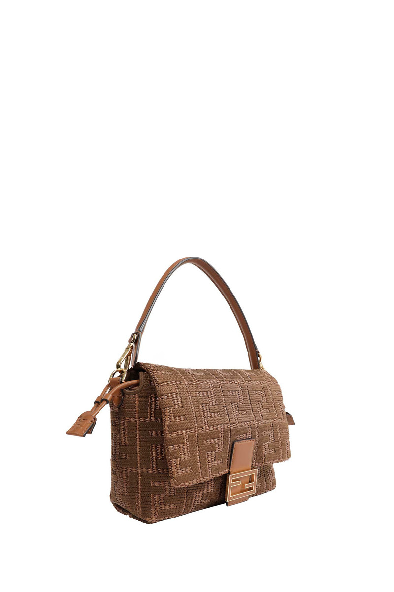 FENDI Fendi Mamma Baguette Medium outlook