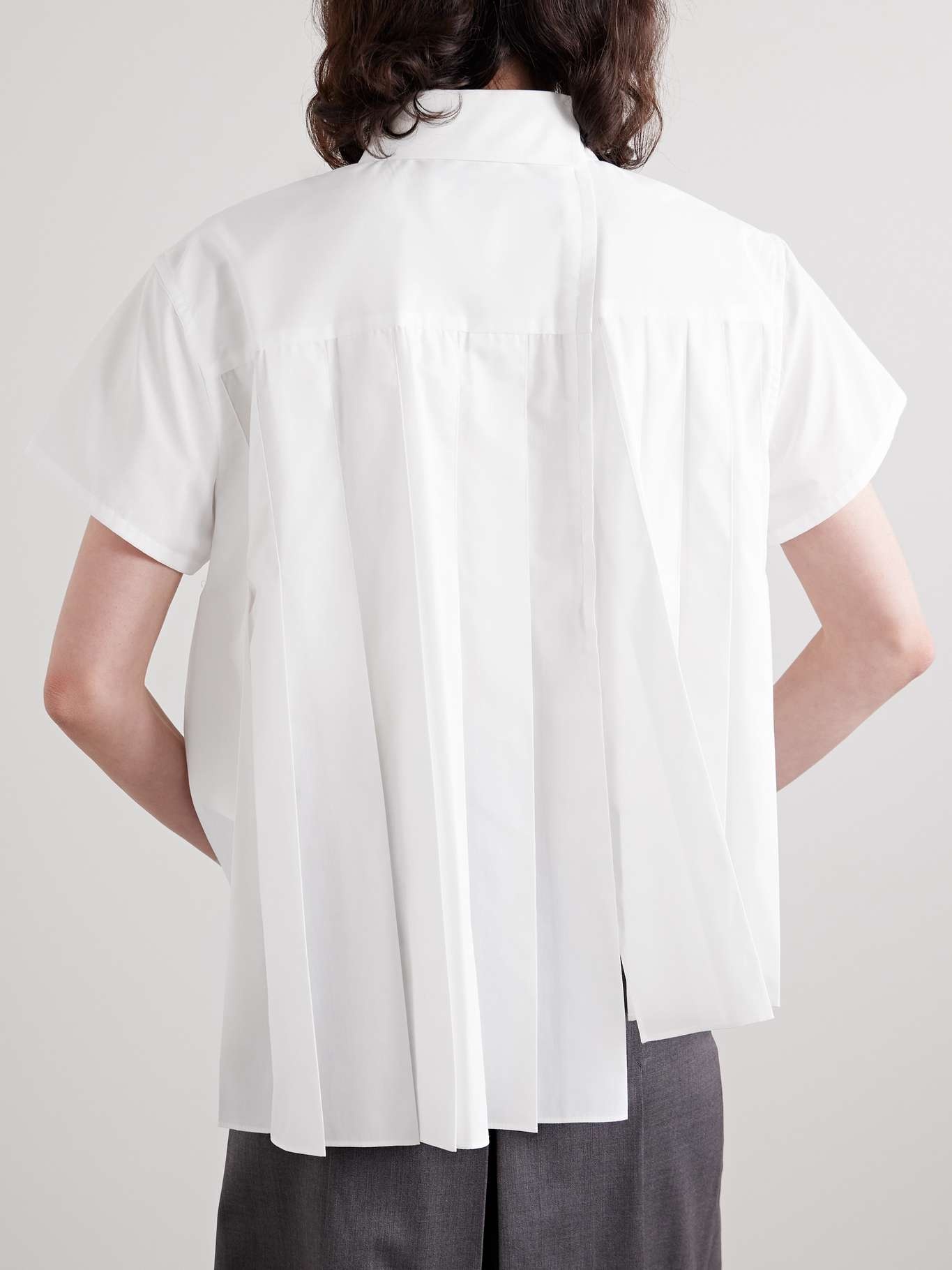 Asymmetric pleated poplin shirt - 3