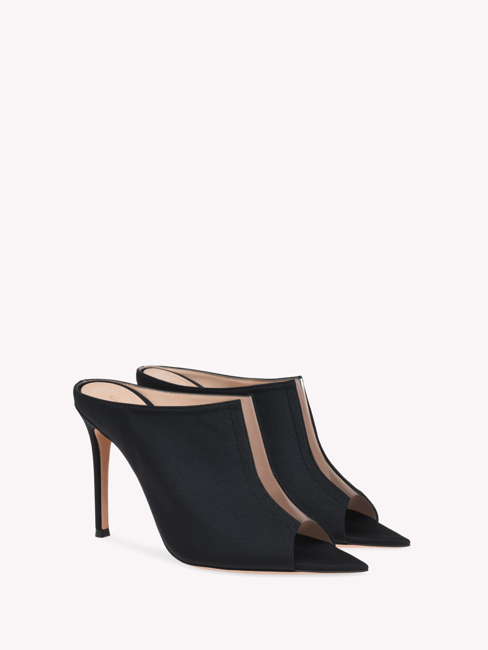 【★完売必至★】Gianvito Rossi ☆ KEINNA MULE ミュール GIANVITO ROSSI Leather mules | THE OUTNET