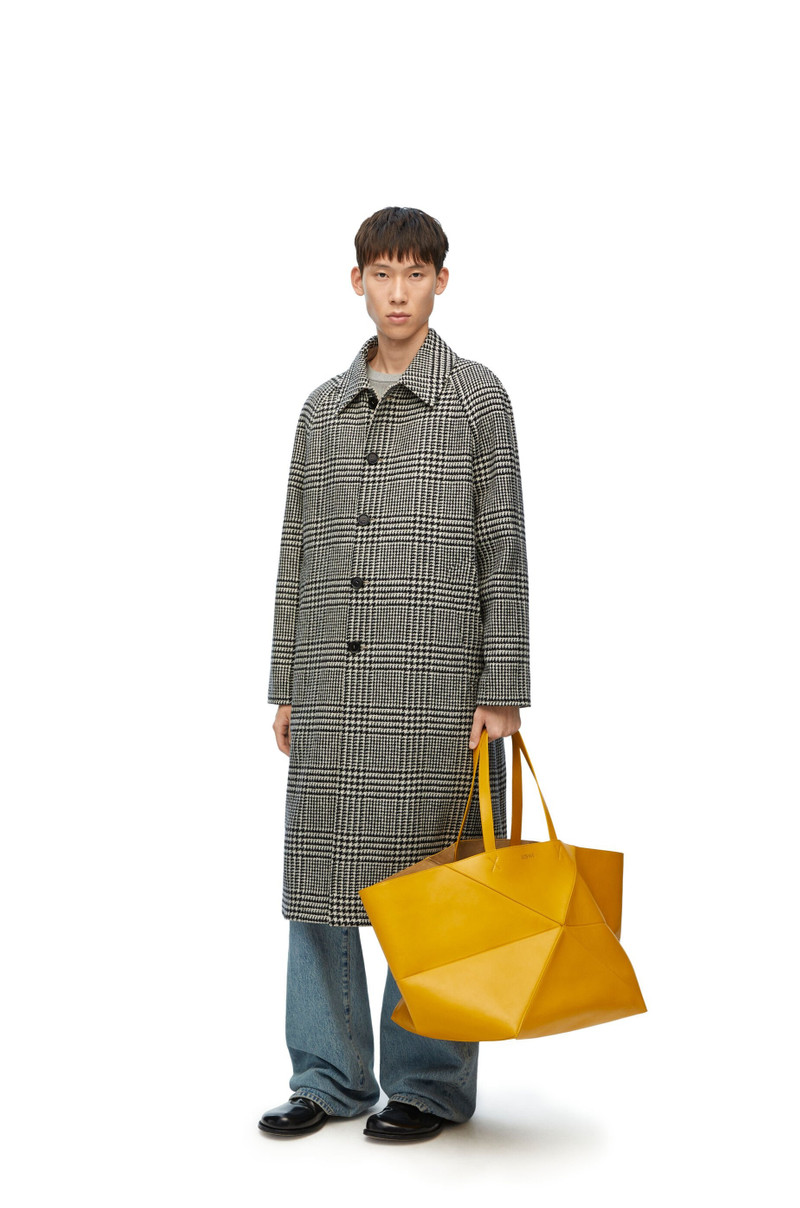 Loewe Car coat in wool outlook