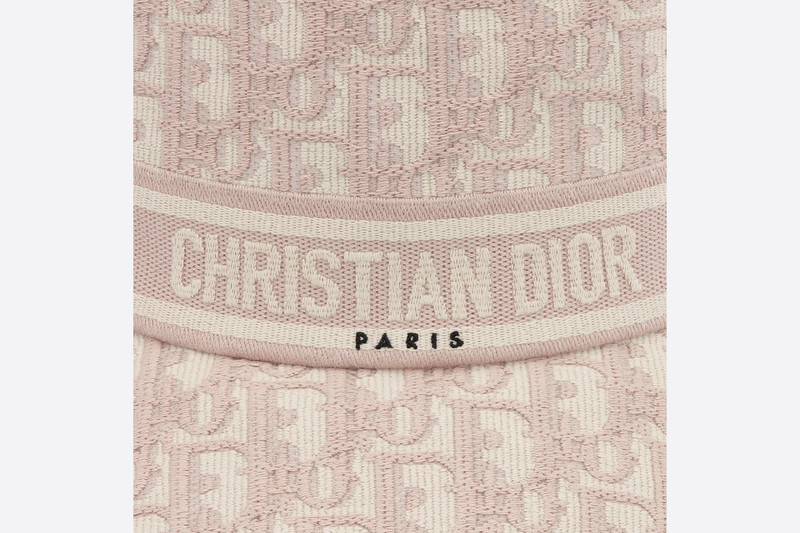 D-Oblique Small Brim Bucket Hat 5