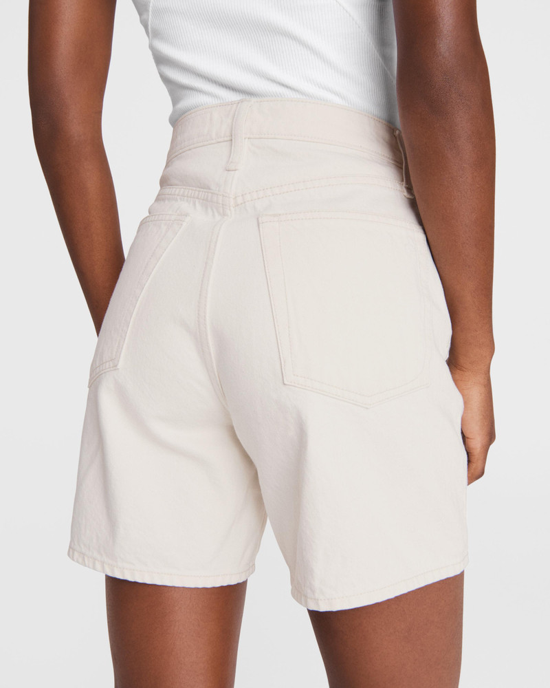 Maya High-Rise 6" Short - Ecru
Relaxed Fit Light Natural Jean Short 6